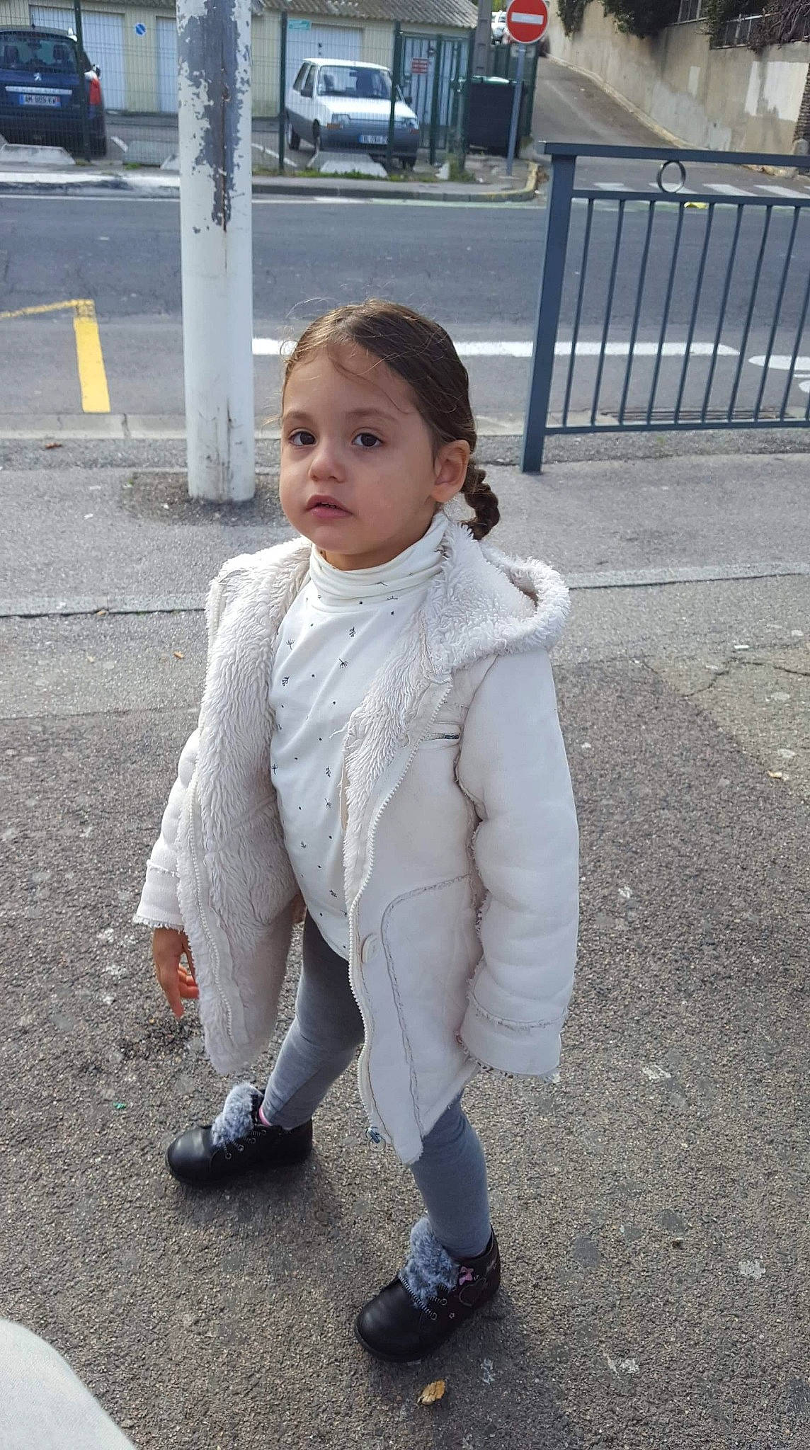 Aliya participe au concours pour gagner de l'argent avec cette photo : child, cool, fun, girl, human, jeans, neck, outerwear, person, snapshot, standing, sweater, textile, toddler, white