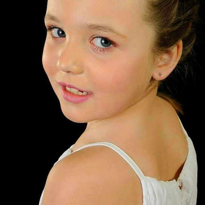 Inès a rejoint le concours — aidez-le/la à gagner de superbes lots !