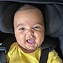 Sandro participe au concours pour gagner de l'argent avec cette photo : baby, child, smiling, yellow_shirt, car_seat, safety_strap, face, happy, infant, portrait, cute, closeup, expression, young, person, seat, clothing, head_support, skin, baby_face