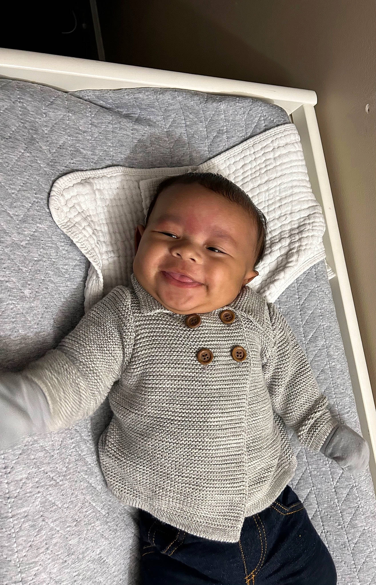 Kyree is registered to the contest to win money with this photo: cheek, child, chin, collar, comfort, eye, face, flash_photography, fun, happy, head, joy, linens, mouth, nose, outerwear, pattern, person, room, sleeve