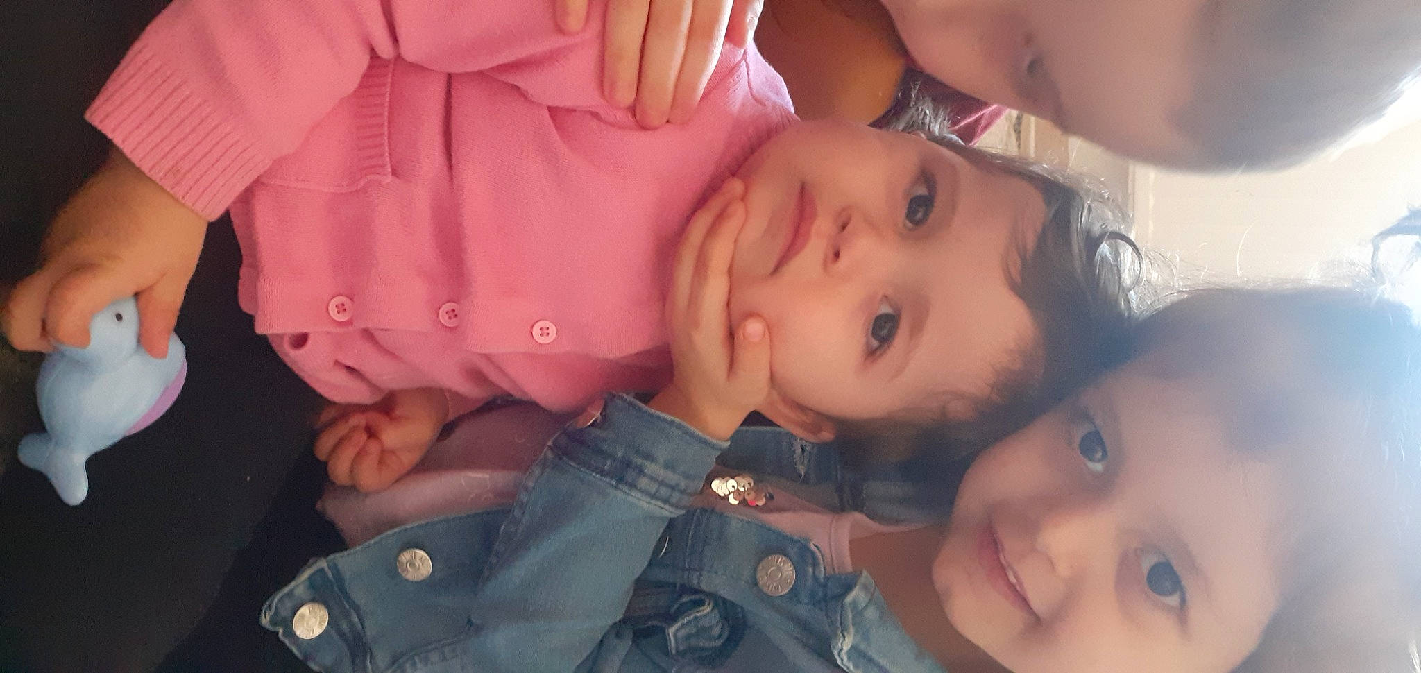 Dounya Ik a rejoint le concours — aidez-le/la à gagner de superbes lots ! baby_toddler_clothing, cheek, chin, ear, eye, eyebrow, eyelash, face, forehead, gesture, happy, iris, joy, lip, mouth, neck, nose, organ, person, skin