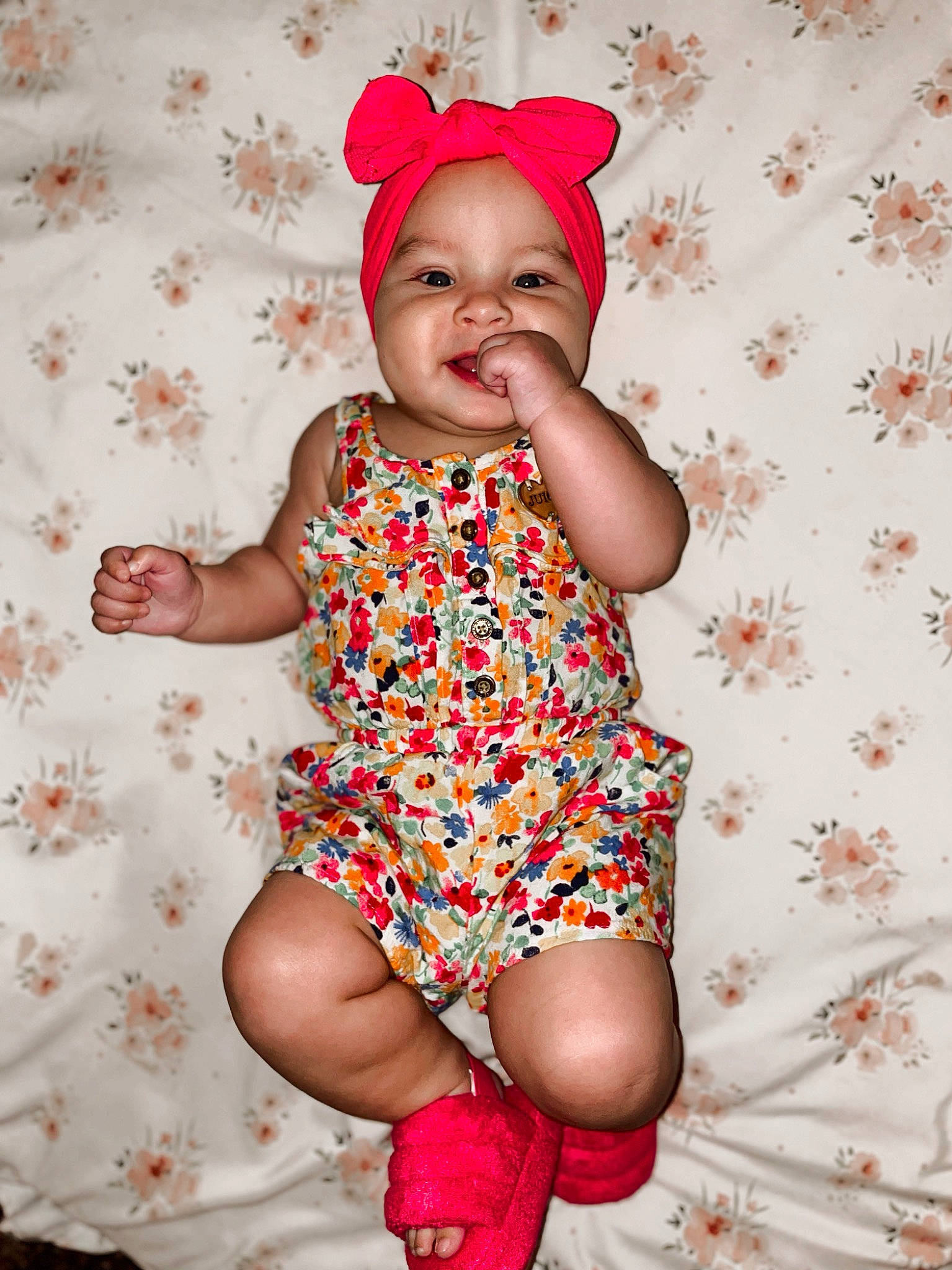 Zelena is registered to the contest to win money with this photo: arm, baby_toddler_clothing, dress, face, finger, flash_photography, happy, headwear, leg, magenta, person, pink, product, purple, red, skin, sleeve, smile, textile, thigh