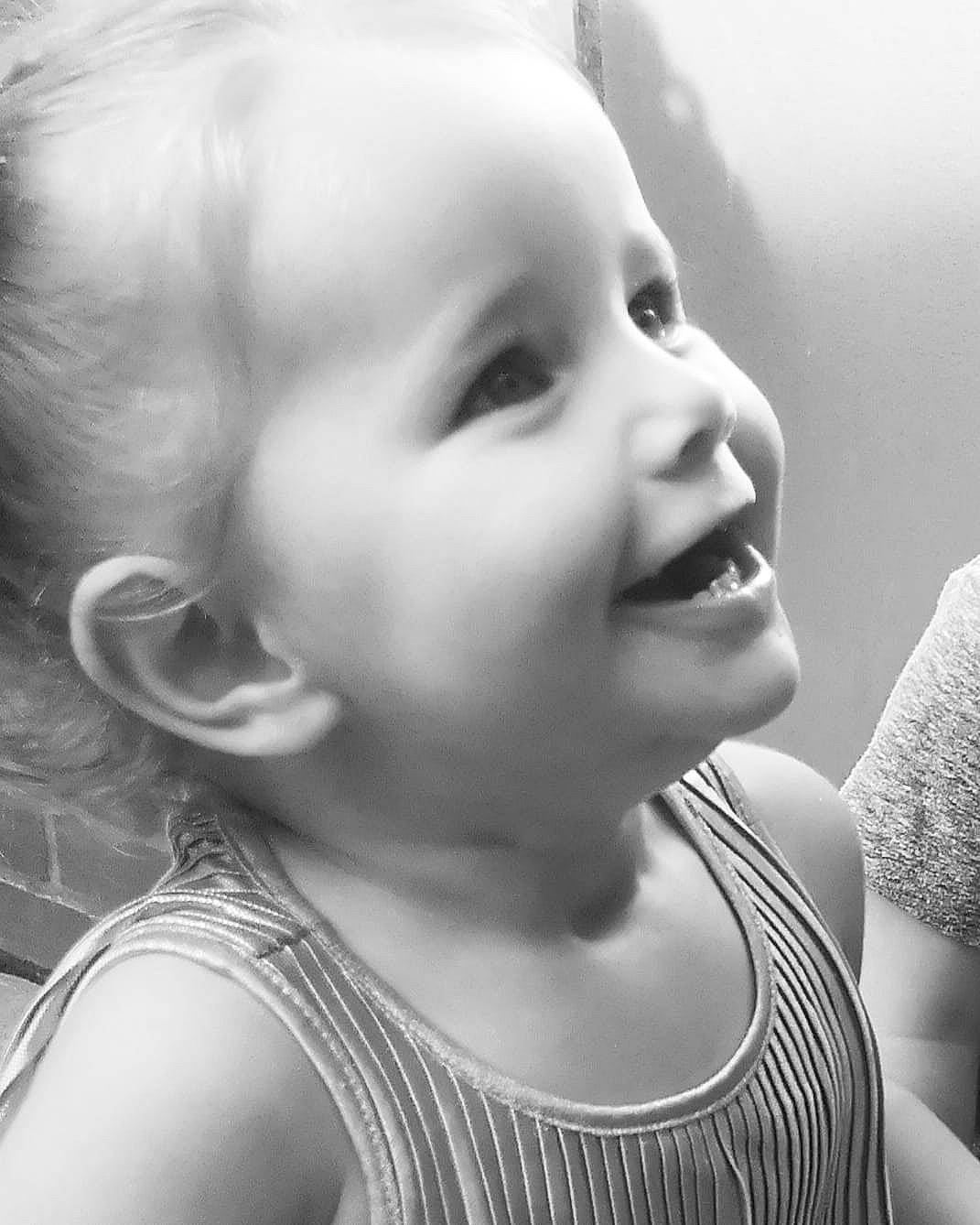 Aria Isabella participe au concours pour gagner de l'argent avec cette photo : beauty, black, black_and_white, cheek, child, chin, eyebrow, face, facial_expression, hair, head, joy, lip, monochrome, nose, people, person, photograph, skin, smile