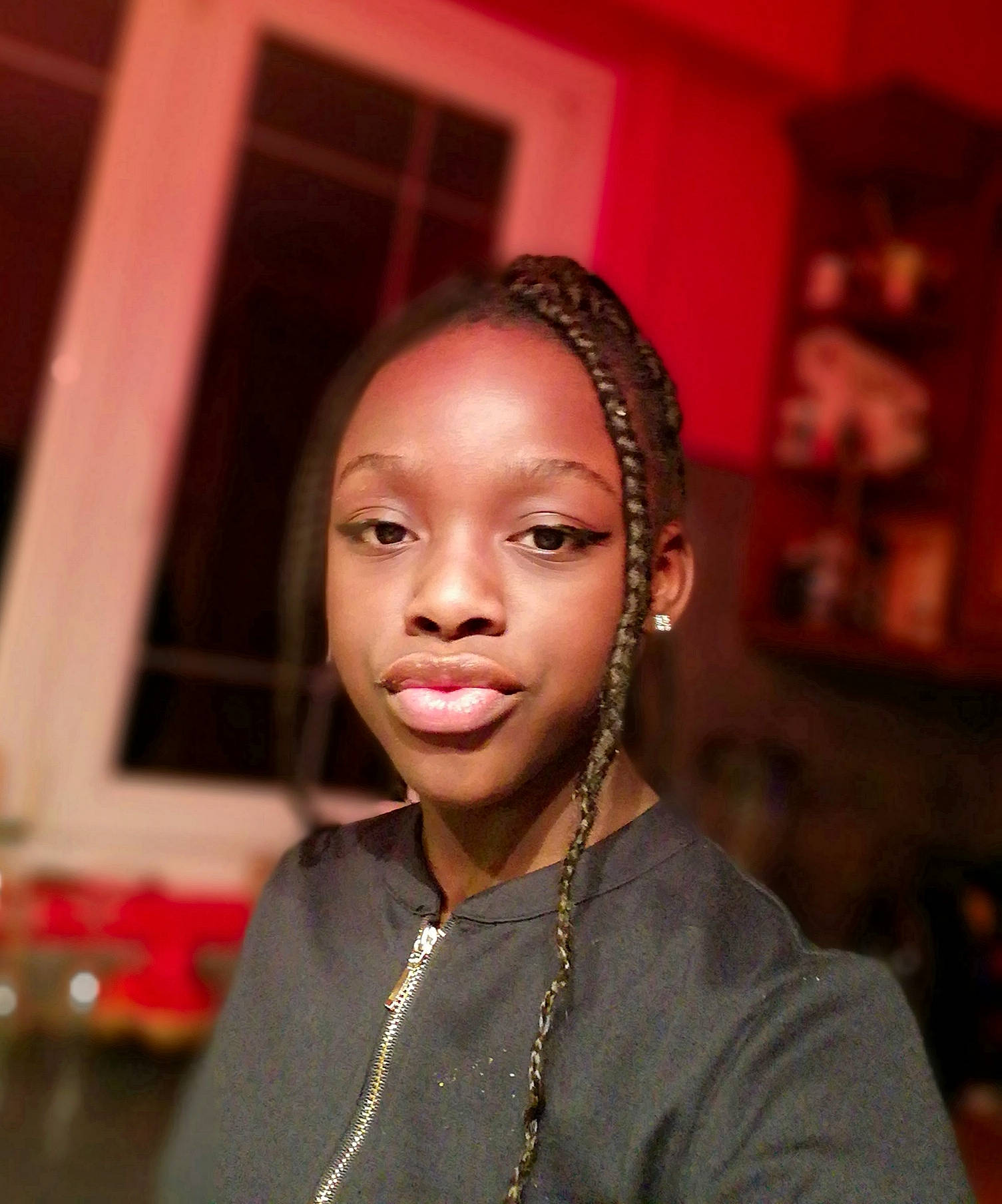 Jade participe au concours pour gagner de l'argent avec cette photo : audio_equipment, black_hair, body_jewelry, braid, chin, cornrows, earrings, eye, eyebrow, eyelash, face, fashion_design, hair, head, human_body, jewellery, lip, neck, necklace, person