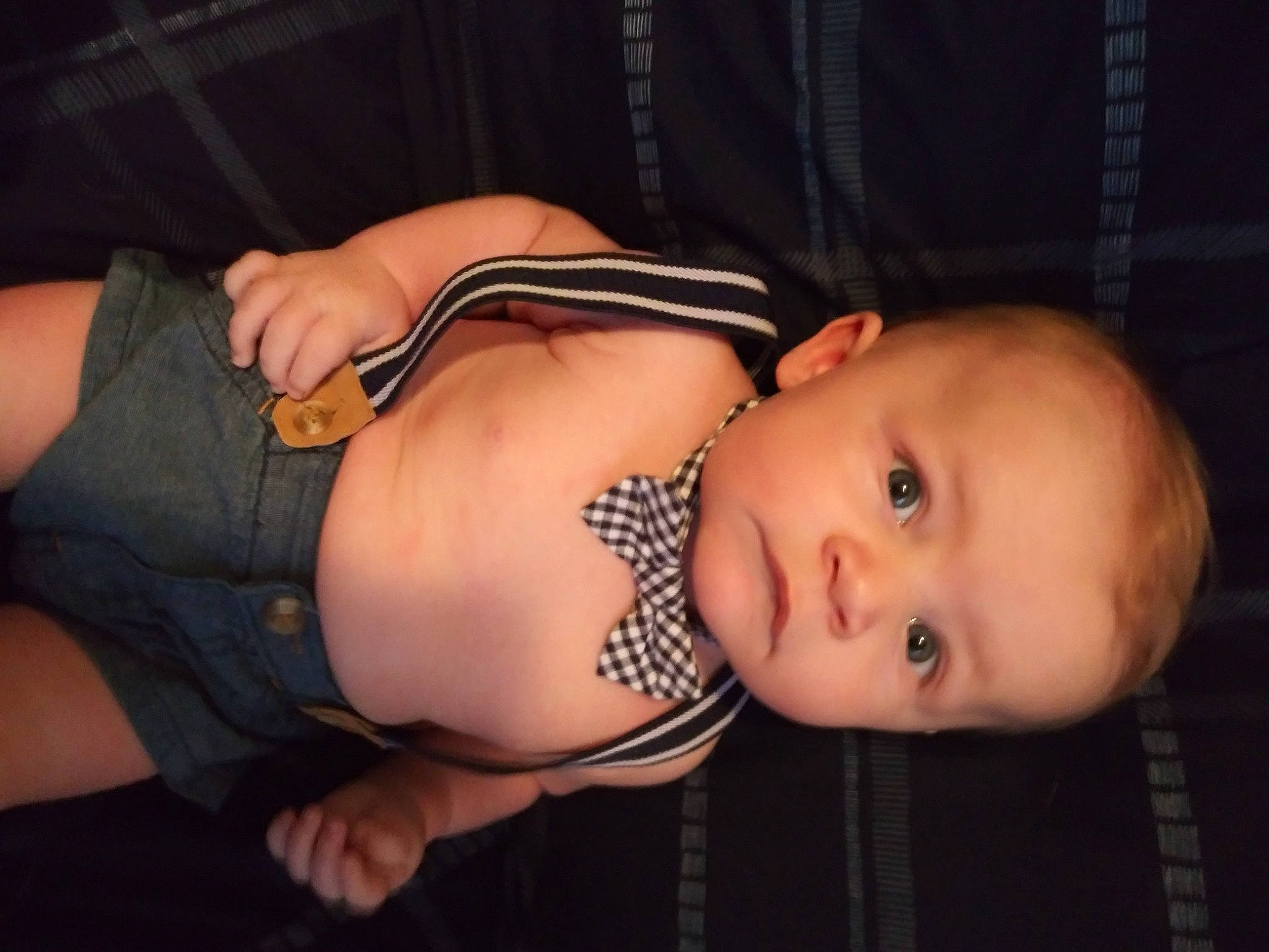 Donald is registered to the contest to win money with this photo: arm, baby, cheek, chest, child, eye, hand, head, lip, mouth, muscle, person, skin, stomach, toddler, trunk