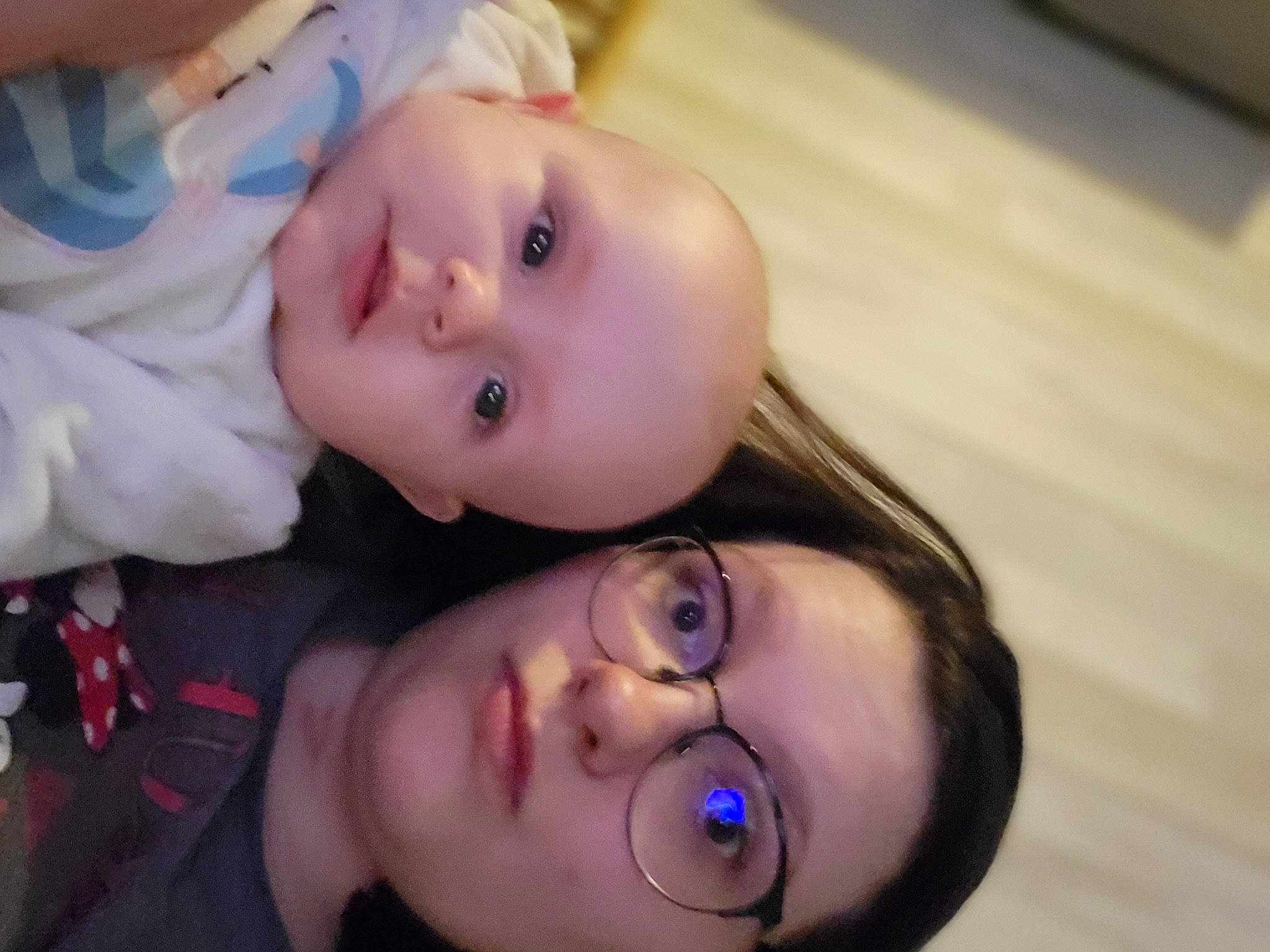 Camélia participe au concours pour gagner de l'argent avec cette photo : baby, baby_toddler_clothing, cheek, chin, ear, eye, eyebrow, eyelash, face, finger, forehead, happy, head, iris, lip, mouth, nose, organ, person, skin