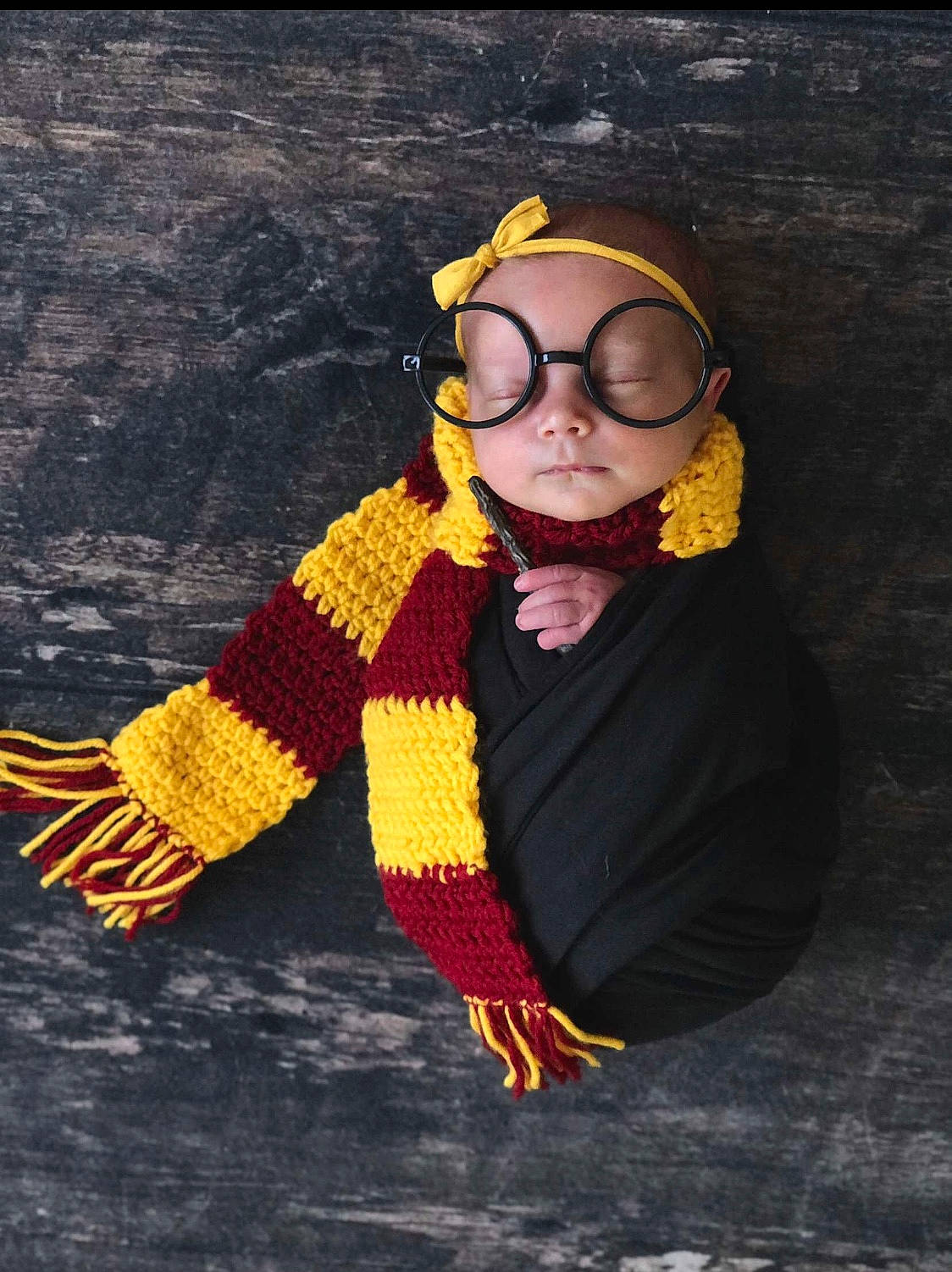 Brooklynn is registered to the contest to win money with this photo: costume, costume_accessory, craft, goggles, person, scarf, sweater, thread, woolen