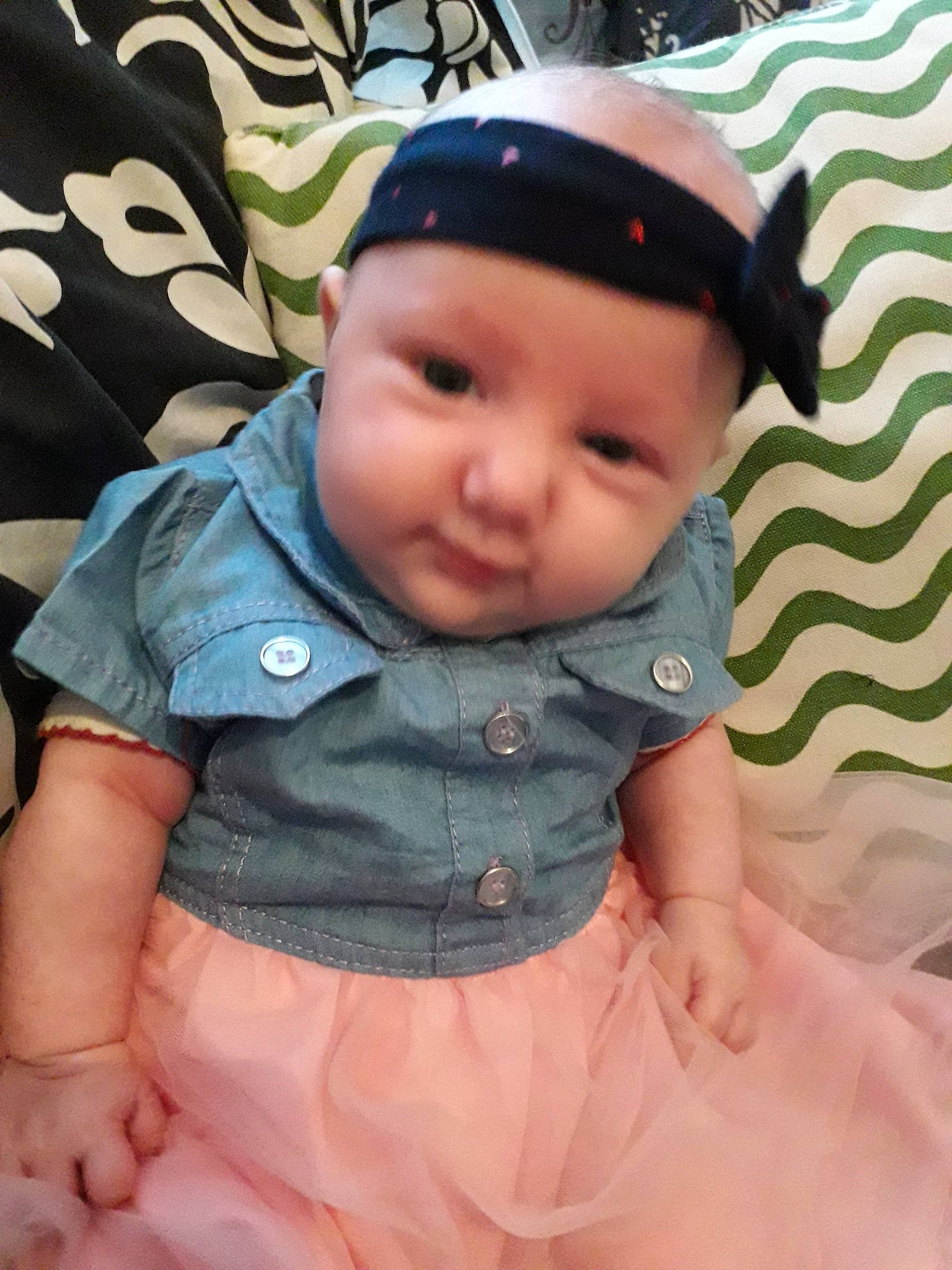 Noellye participe au concours pour gagner de l'argent avec cette photo : baby, baby_products, baby_toddler_clothing, cheek, child, forehead, head, headgear, headwear, person, skin, toddler