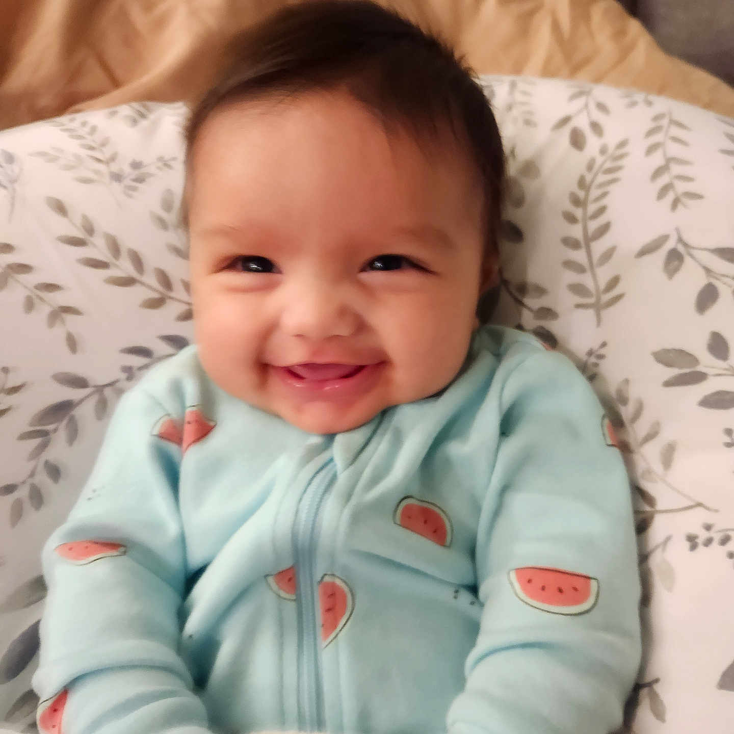 Luca is registered to the contest to win money with this photo: baby, babylaughing, bed, bedroom, clothing, couch, cushion, face, furniture, happy, head, homedecor, indoors, laughing, newborn, person, photography, portrait, room, smile