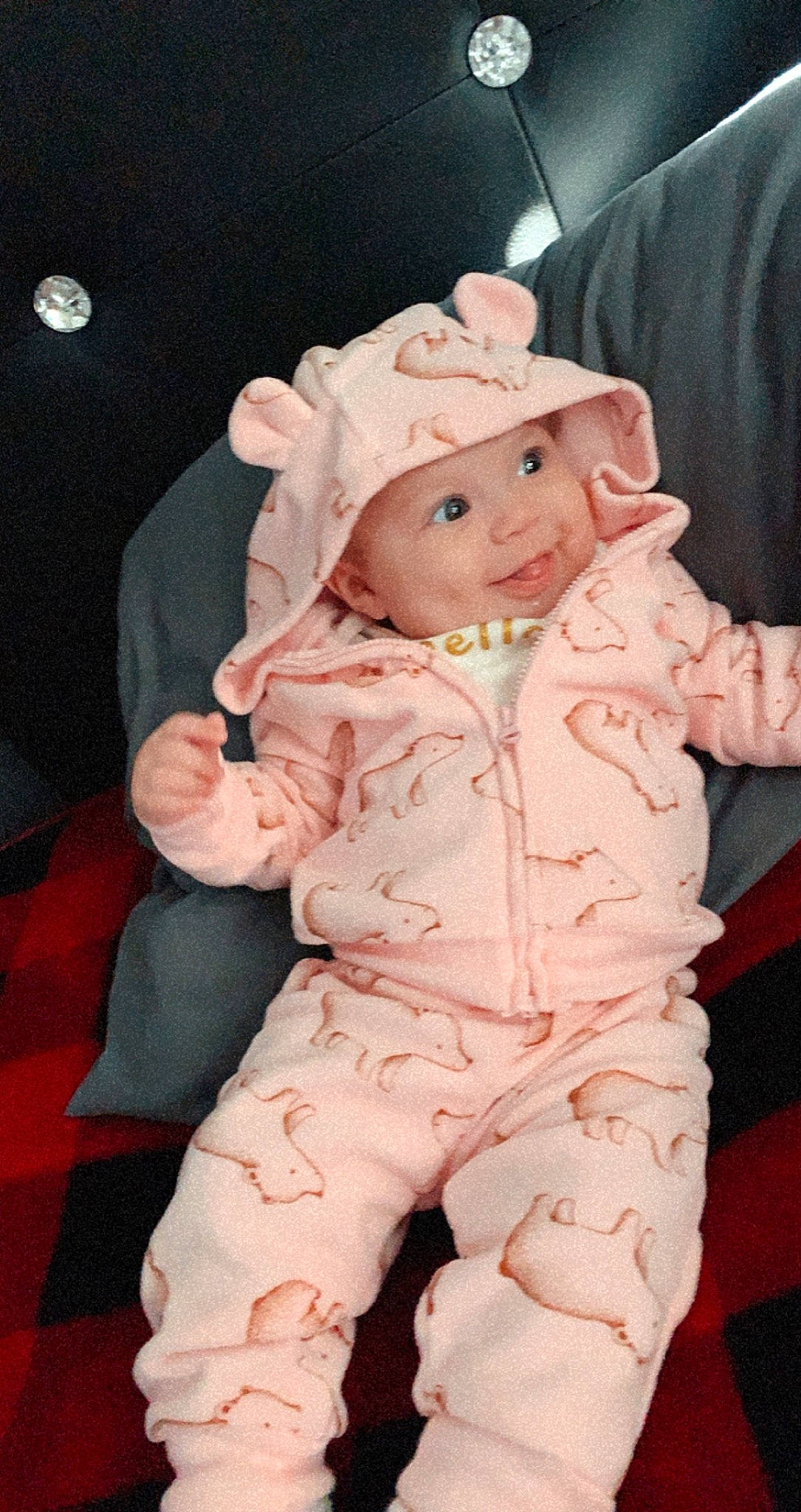 Meilani is registered to the contest to win money with this photo: baby, cheek, child, headwear, person, pink, toddler