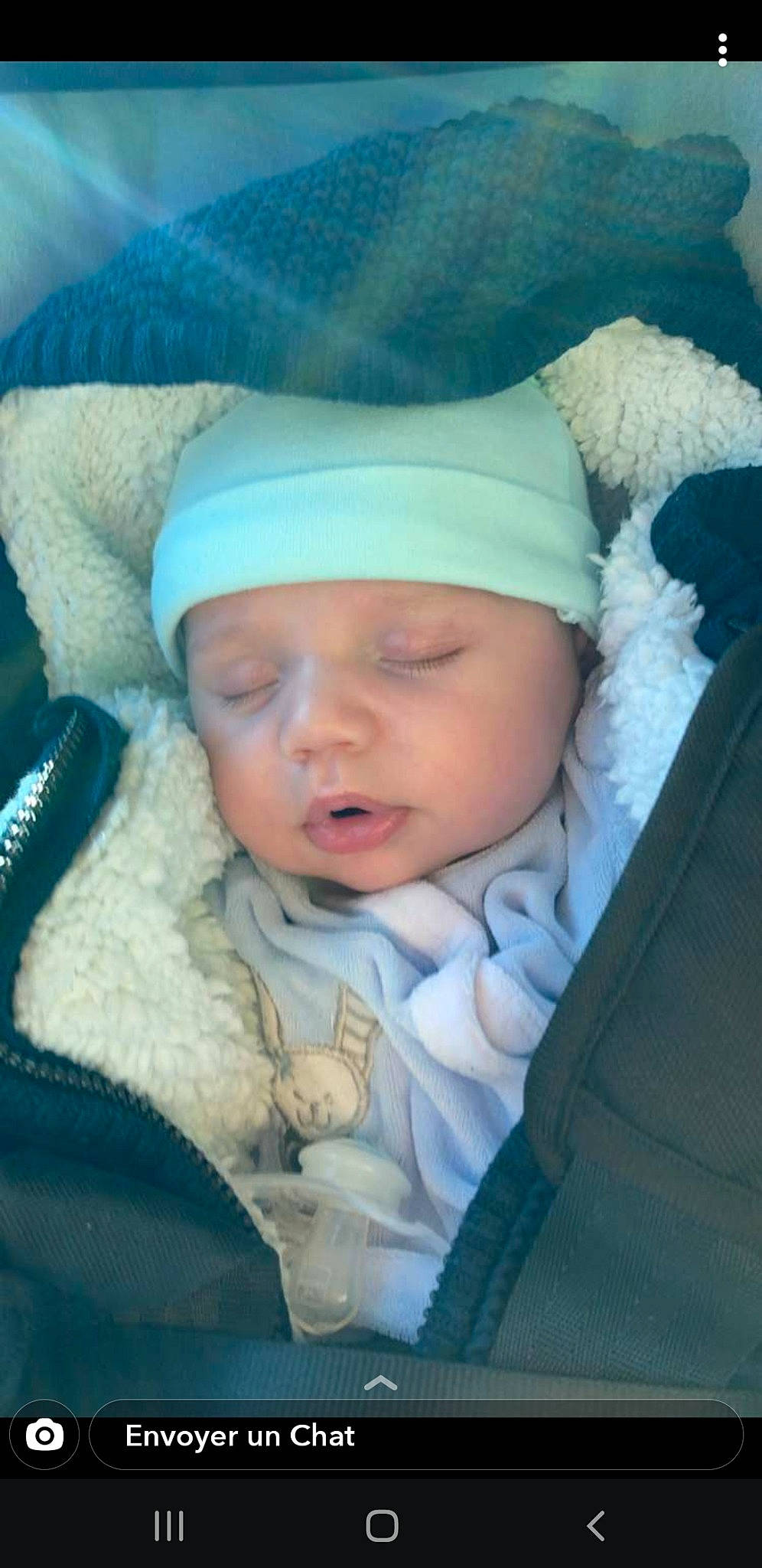 Salim participe au concours pour gagner de l'argent avec cette photo : baby, baby_products, baby_safety, baby_sleeping, baby_toddler_clothing, beanie, bonnet, cheek, child, comfort, headwear, hood, knit_cap, person, skin, toddler, winter, wool