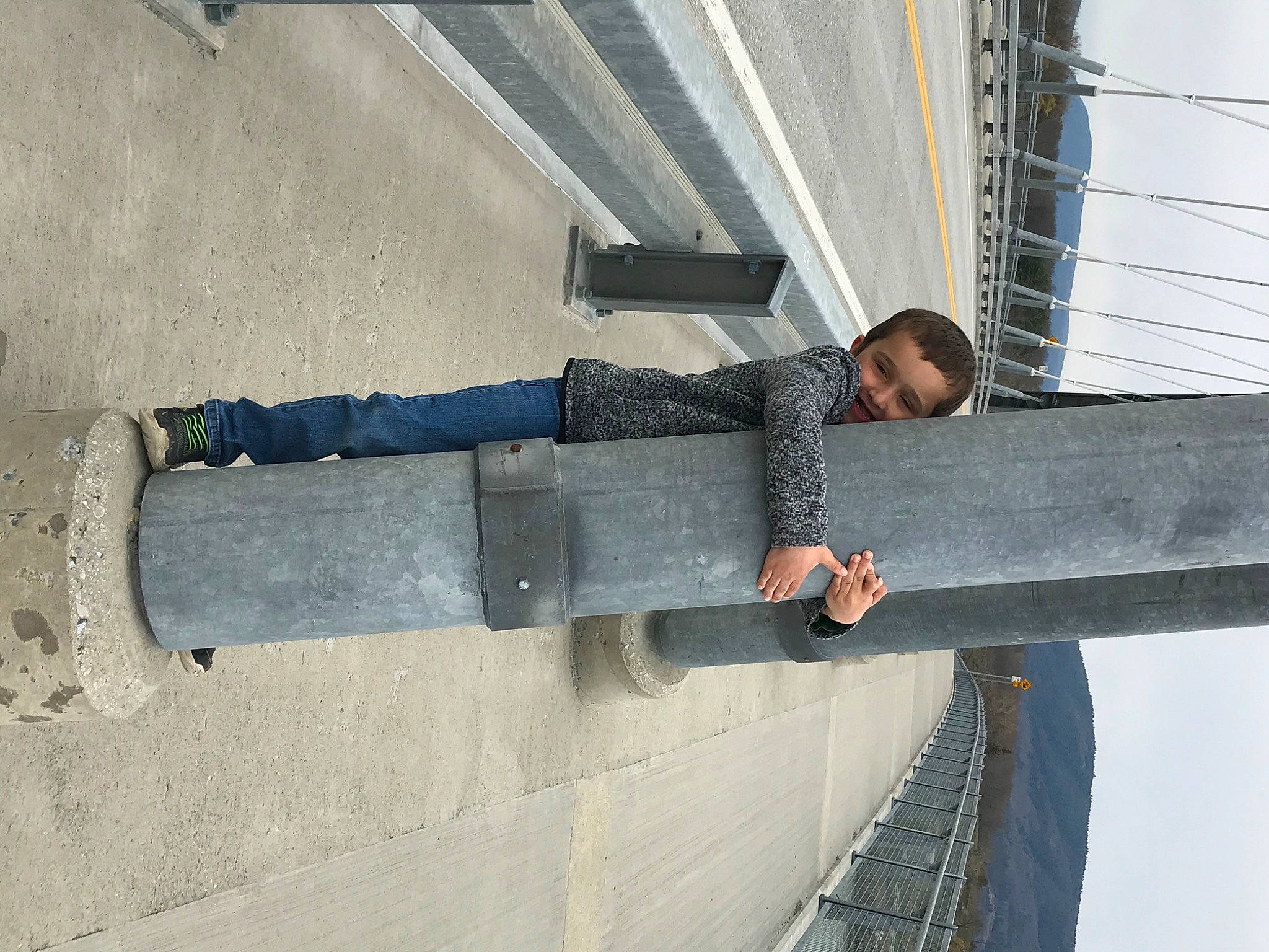 Antonio is registered to the contest to win money with this photo: person