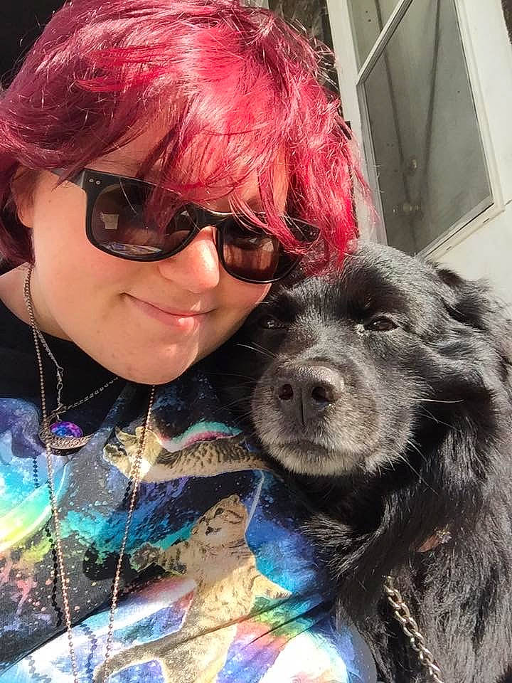 Grimm is registered to the contest to win money with this photo: canidae, carnivore, companion_dog, cool, dog, dog_breed, eyewear, fun, fur, glasses, human, mammal, newfoundland, nose, selfie, smile, sporting_group, sunglasses