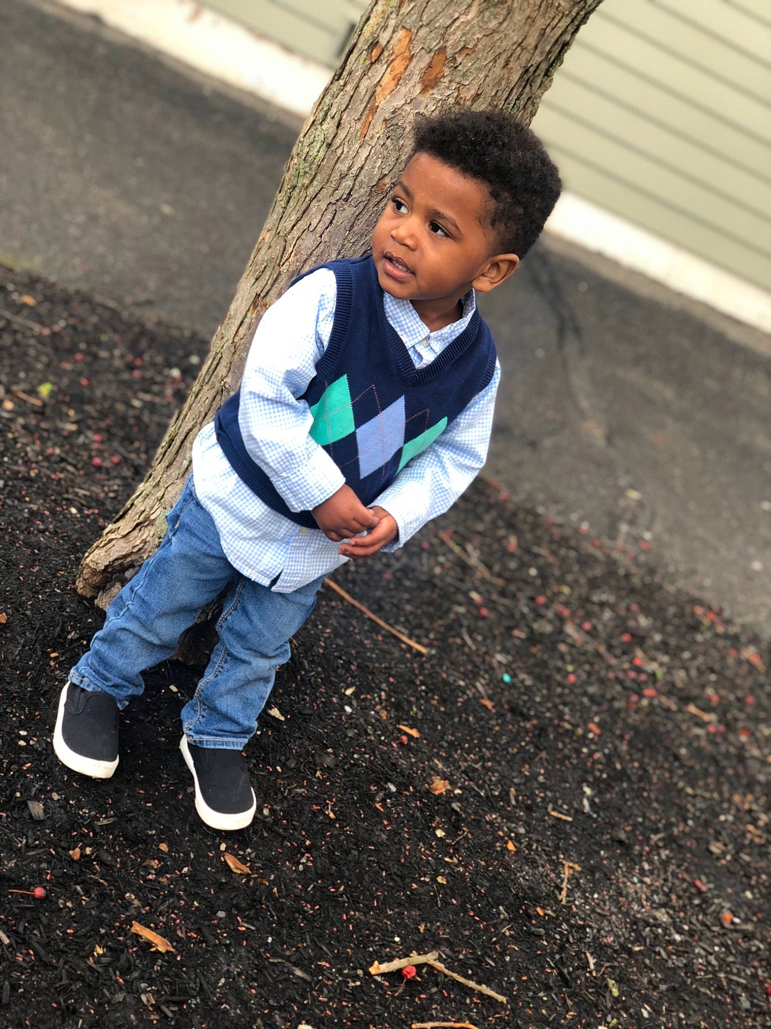 Denzell is registered to the contest to win money with this photo: adaptation, asphalt, child, denim, fun, jeans, leaf, male, people, person, photography, plant, play, smile, soil, toddler, tree