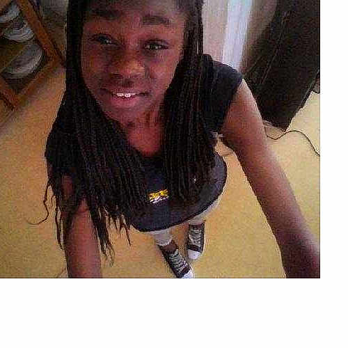 Amanda participe au concours pour gagner de l'argent avec cette photo :