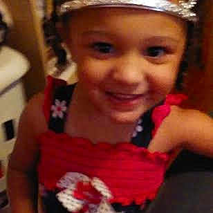 Bailey is registered to the contest to win money with this photo: