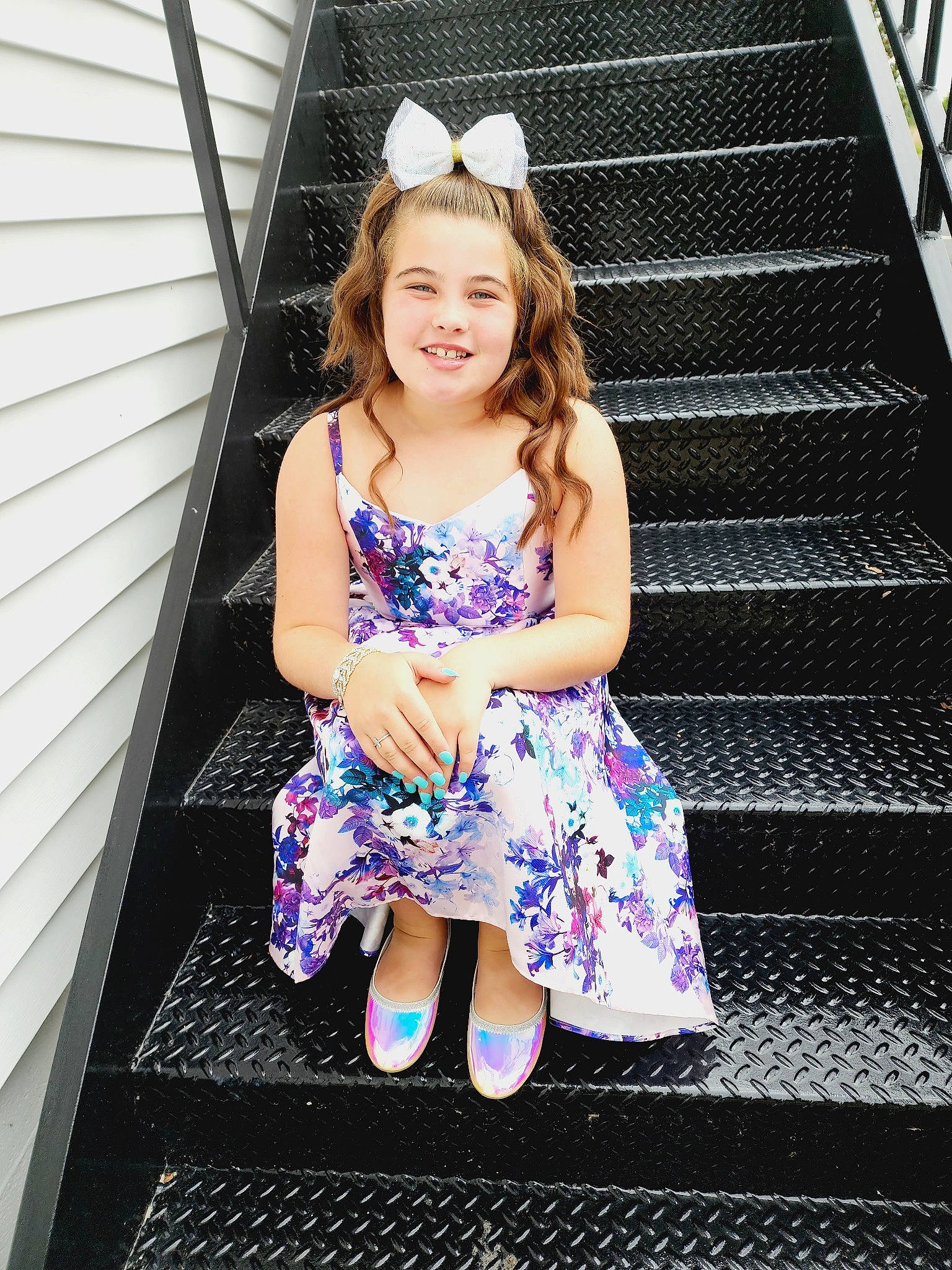 Koraline joined the competition — help win amazing prizes! beauty, day_dress, dress, electric_blue, fashion_design, flash_photography, formal_wear, goggles, happy, human_leg, joy, leg, magenta, one_piece_garment, people, person, pink, purple, smile, snapshot