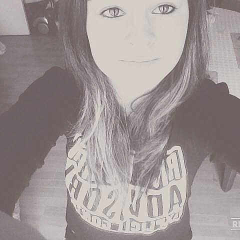 Melanie participe au concours pour gagner de l'argent avec cette photo :