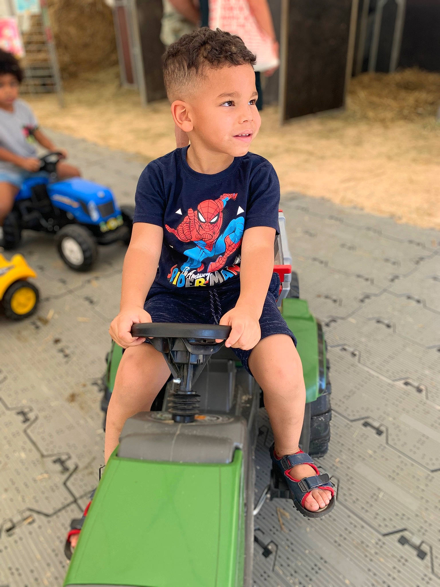 Marley-djibril participe au concours pour gagner de l'argent avec cette photo : blurred, child, electric_blue, fun, happy, human_leg, leisure, person, recreation, sandal, shoe, shorts, sitting, standing, summer, t_shirt, thigh, tire, toddler, travel