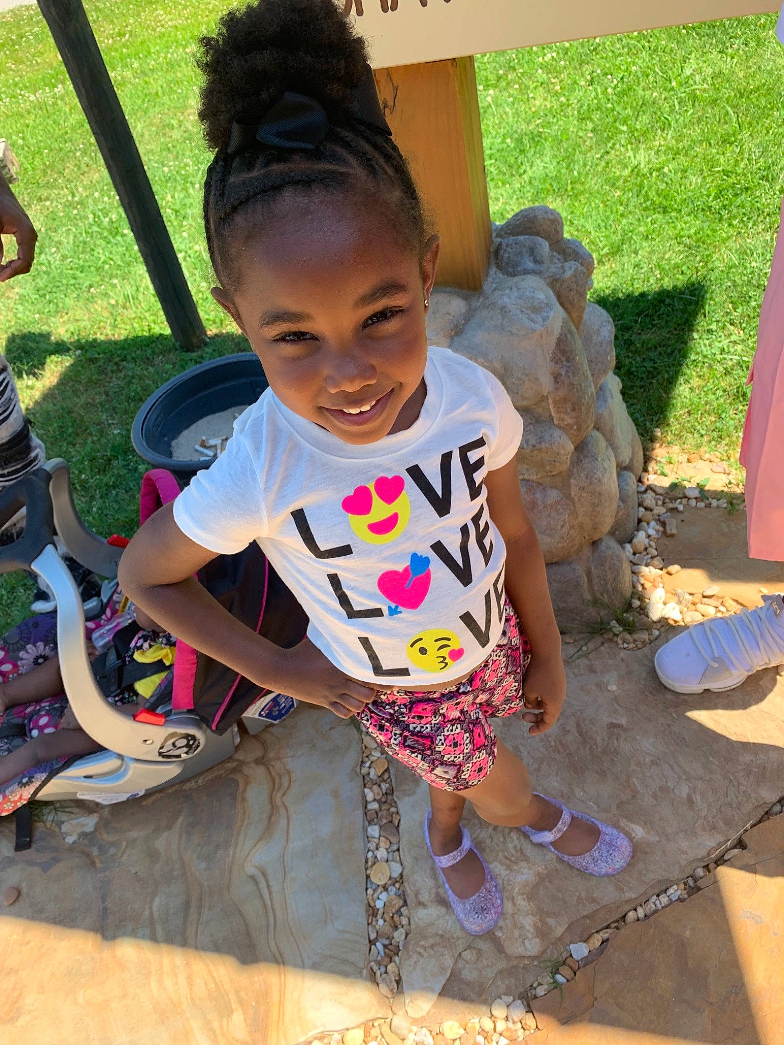 Essence joined the competition — help win amazing prizes! adaptation, child, fun, hair, hairstyle, joy, people, person, play, recreation, smile, summer, t_shirt, toddler, tree, vacation