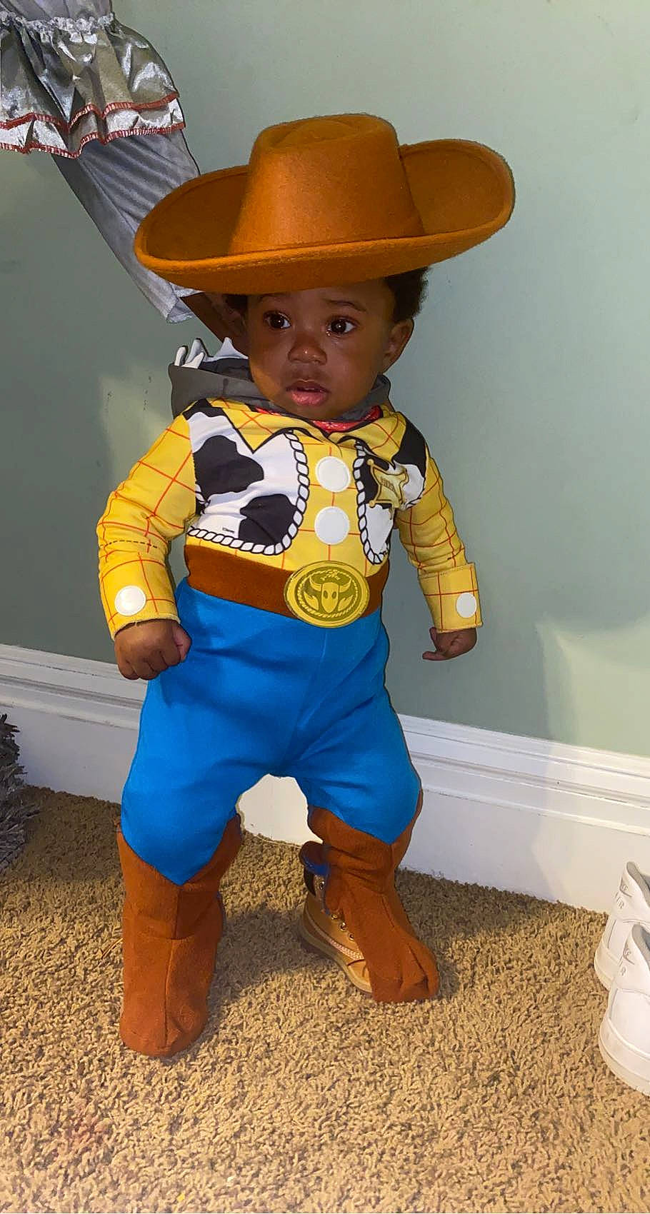 Damir is registered to the contest to win money with this photo: action_figure, costume, costume_hat, cowboy_hat, doll, electric_blue, fashion_accessory, fashion_design, fedora, fictional_character, formal_wear, fur, hat, headwear, mascot, person, personal_protective_equipment, sleeve, stuffed_toy, sun_hat