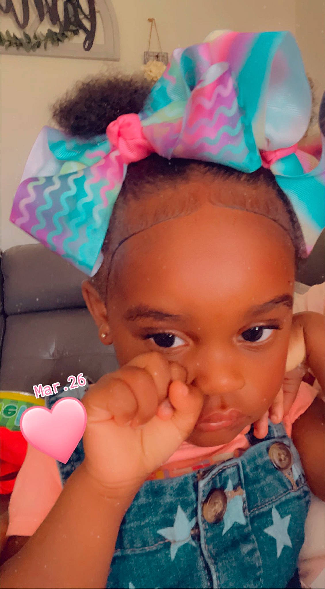 Jacei is registered to the contest to win money with this photo: blue, cheek, chin, eye, eyebrow, eyelash, face, facial_expression, forehead, green, hair, hairstyle, head, lip, mouth, nose, organ, person, photograph, product