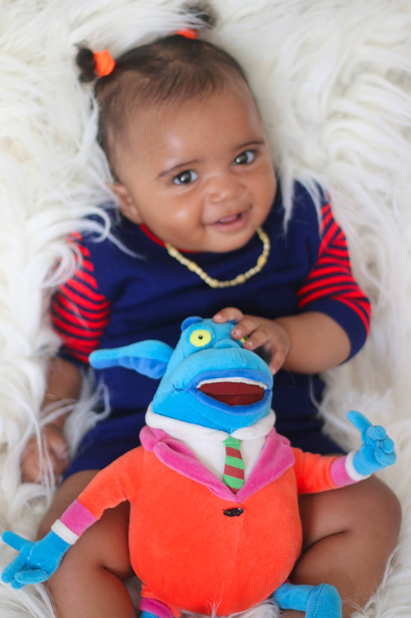 Tiyï-everly participe au concours pour gagner de l'argent avec cette photo : baby, baby_products, baby_toddler_clothing, baby_toys, child, fun, happy, head, person, play, plush, product, skin, smile, stuffed_toy, toddler, toy