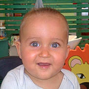 Warren a rejoint le concours — aidez-le/la à gagner de superbes lots !