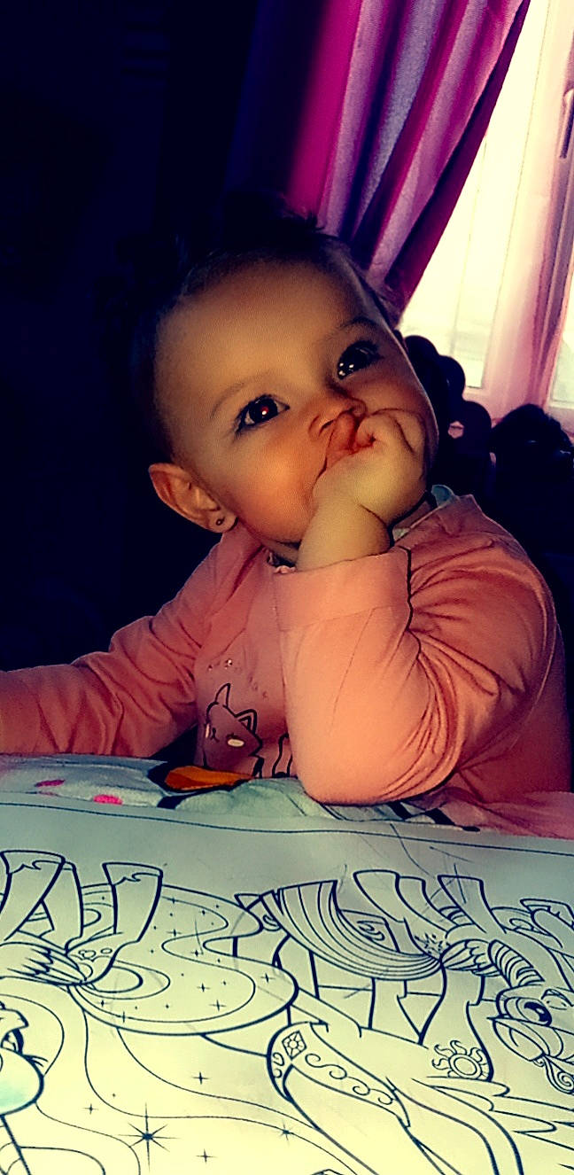 Lousiana a rejoint le concours — aidez-le/la à gagner de superbes lots ! baby, blue, cheek, child, cloud, curtain, eyelash, finger, forehead, fun, hand, happy, iris, lip, mouth, nail, nose, person, smile, thumb