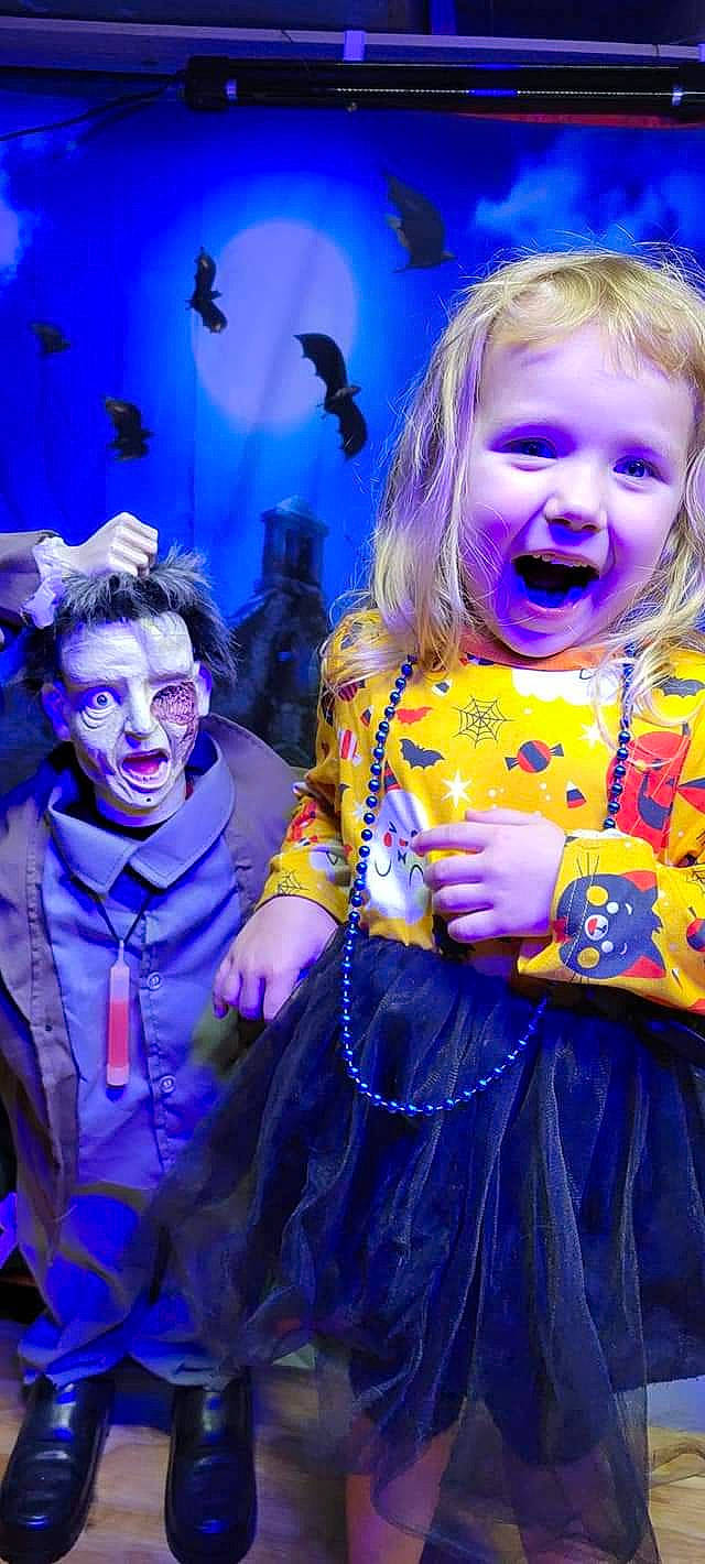 Joplyn joined the competition — help win amazing prizes! blue, electric_blue, entertainment, event, fashion, fashion_design, fun, glove, happy, jewellery, magenta, performance, performing_arts, person, pink, purple, smile, stage, toddler, violet