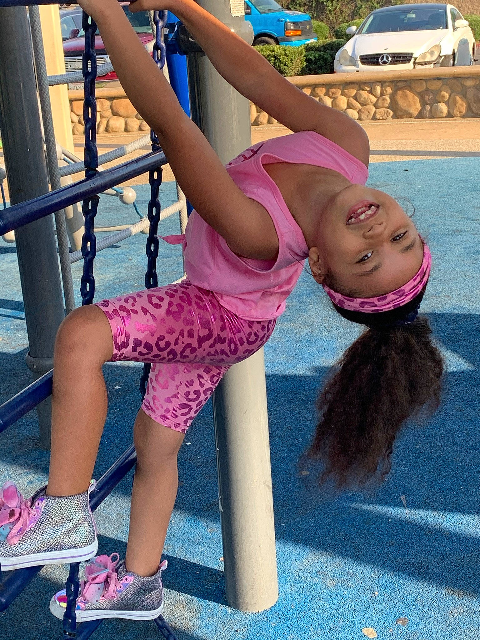 Aniyah is registered to the contest to win money with this photo: abdomen, chest, exercise, fun, happy, headwear, human_leg, joy, knee, leisure, long_hair, magenta, muscle, person, physical_fitness, pink, recreation, smile, sportswear, summer