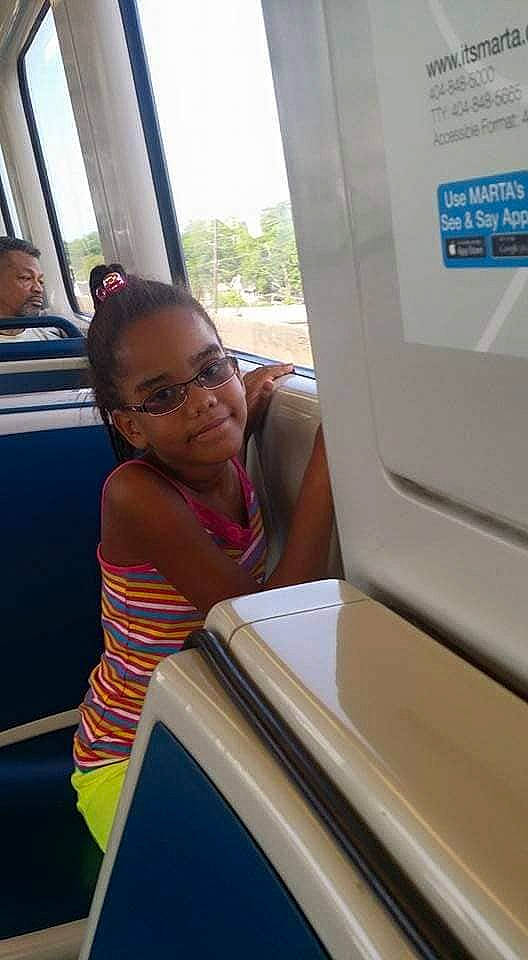 Rihanna is registered to the contest to win money with this photo: person, vacation