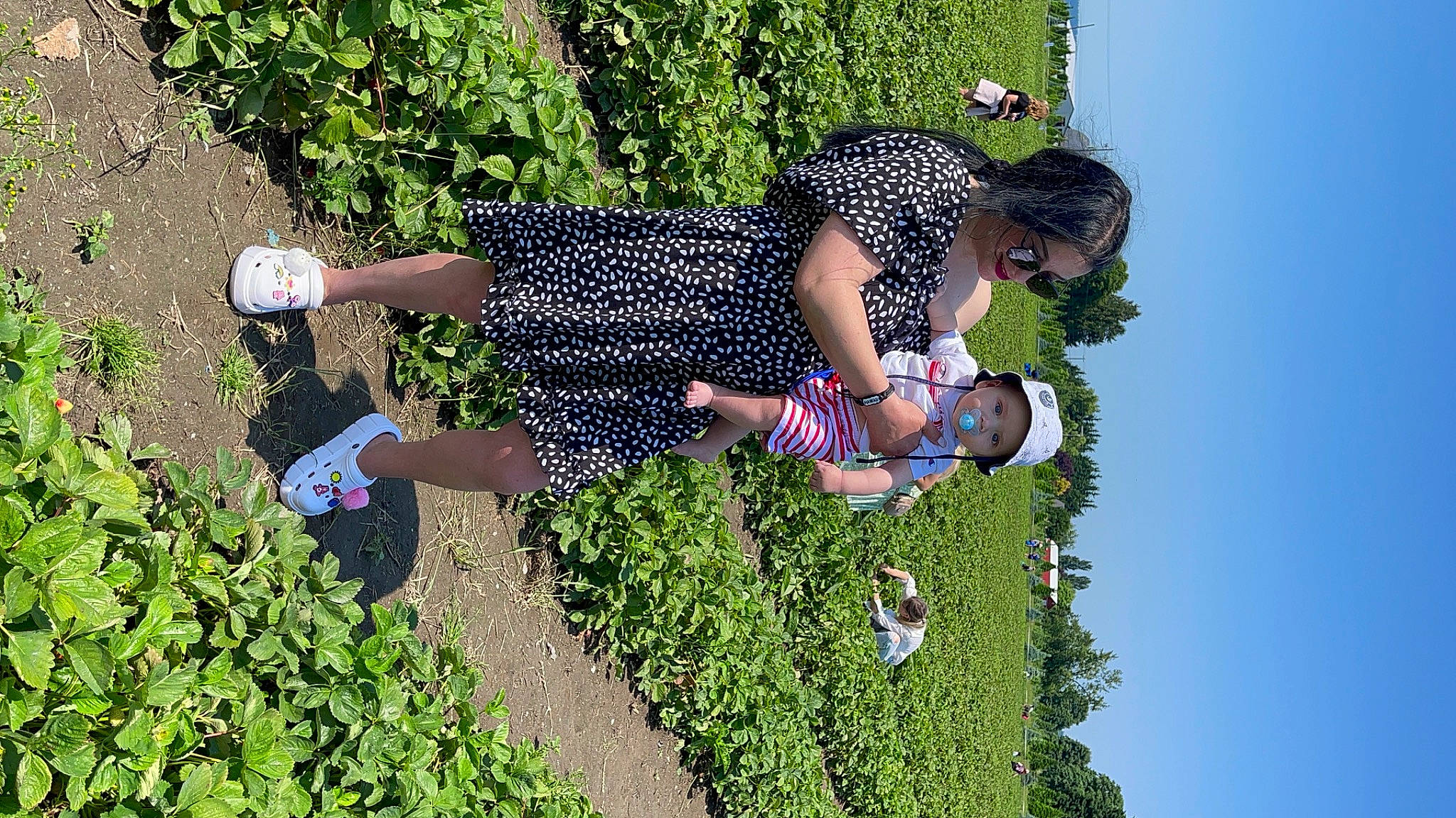 David is registered to the contest to win money with this photo: adaptation, fun, garden, grass, grass_family, grassland, groundcover, happy, headwear, human_leg, joy, leisure, people_in_nature, person, plant, shrub, sky, soil, spring, thigh