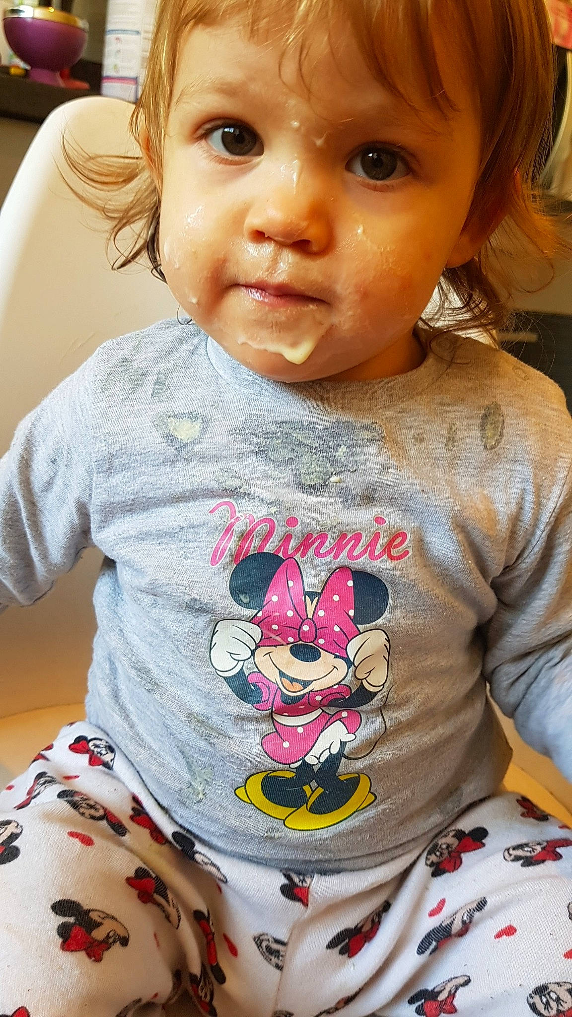 Kellya participe au concours pour gagner de l'argent avec cette photo : baby, baby_toddler_clothing, cheek, child, ear, head, lip, mouth, neck, nose, person, skin, sleeve, smile, t_shirt, toddler