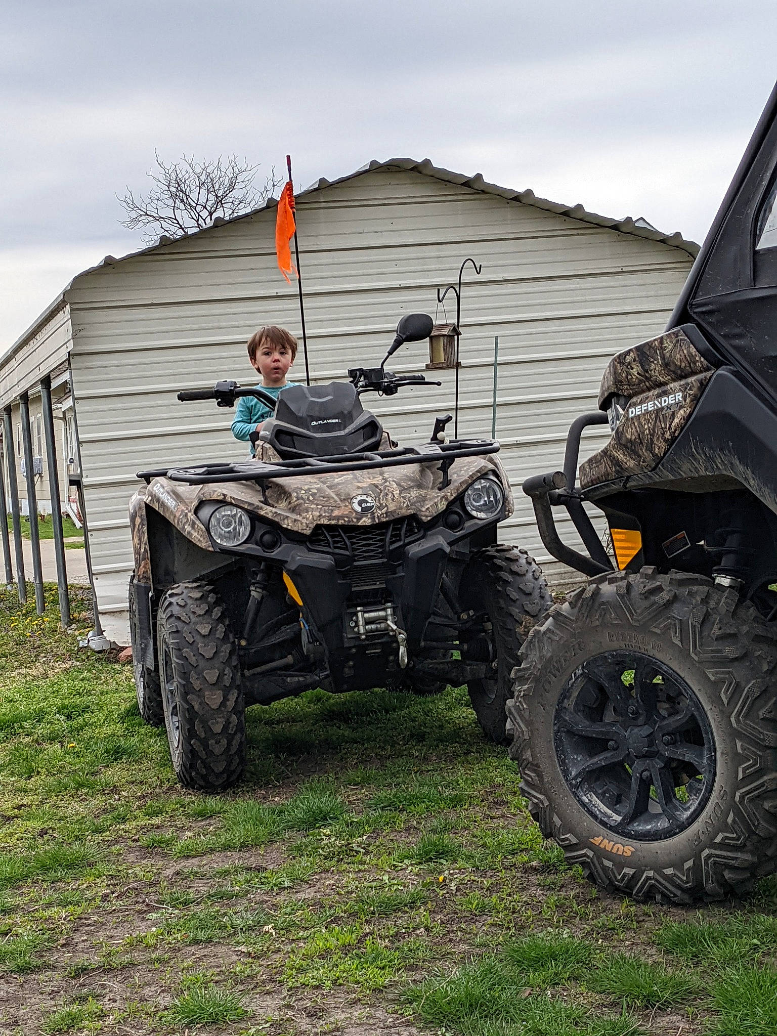 Weylin is registered to the contest to win money with this photo: agricultural_machinery, automotive_design, automotive_exterior, automotive_tire, automotive_wheel_system, bumper, cloud, combat_vehicle, fender, hood, military_vehicle, motor_vehicle, person, rim, rolling, sky, synthetic_rubber, tire, tread, vehicle