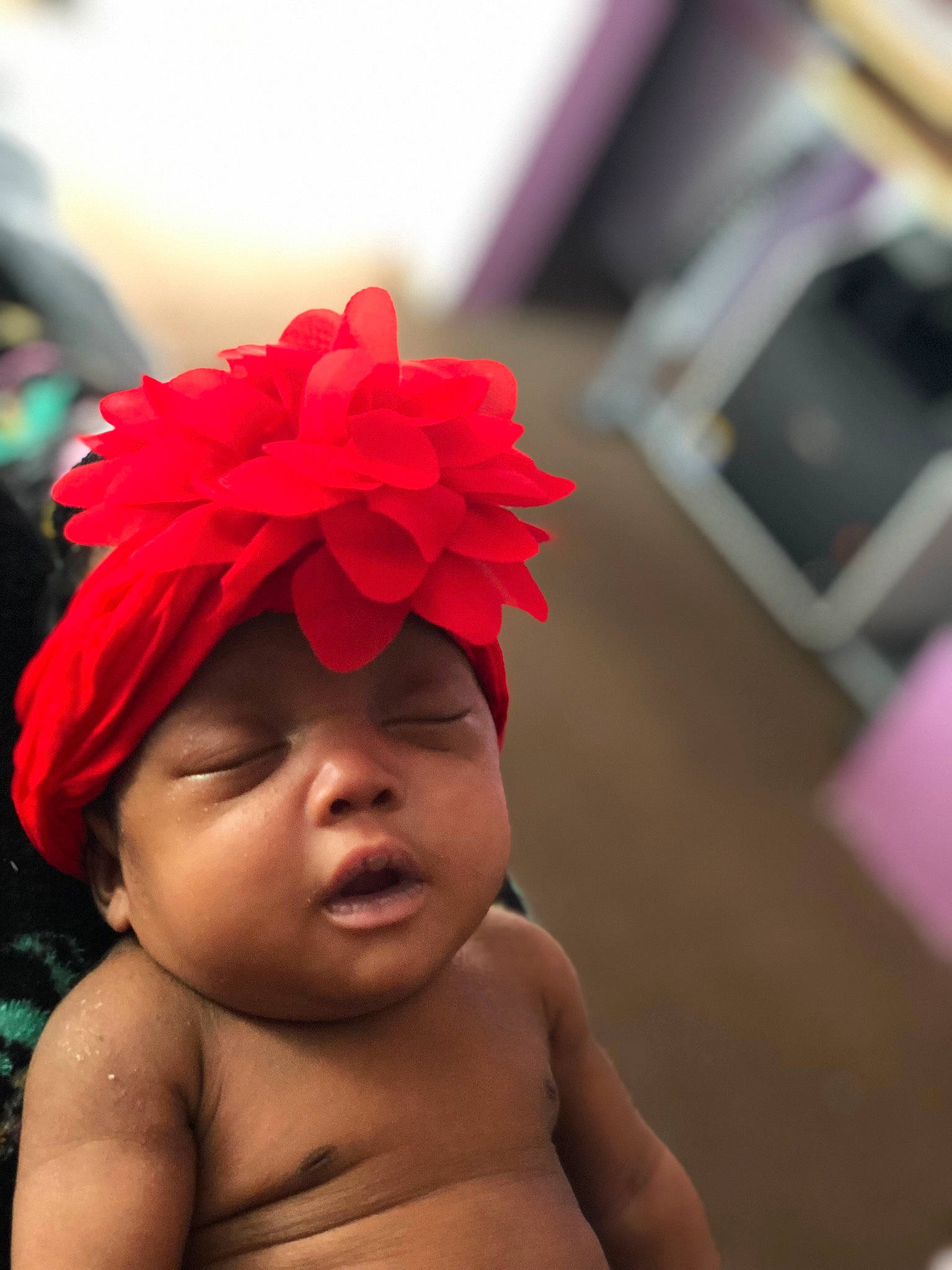 Alayia is registered to the contest to win money with this photo: baby, child, fashion_accessory, hair_accessory, headgear, headpiece, person, pink, plant, toddler