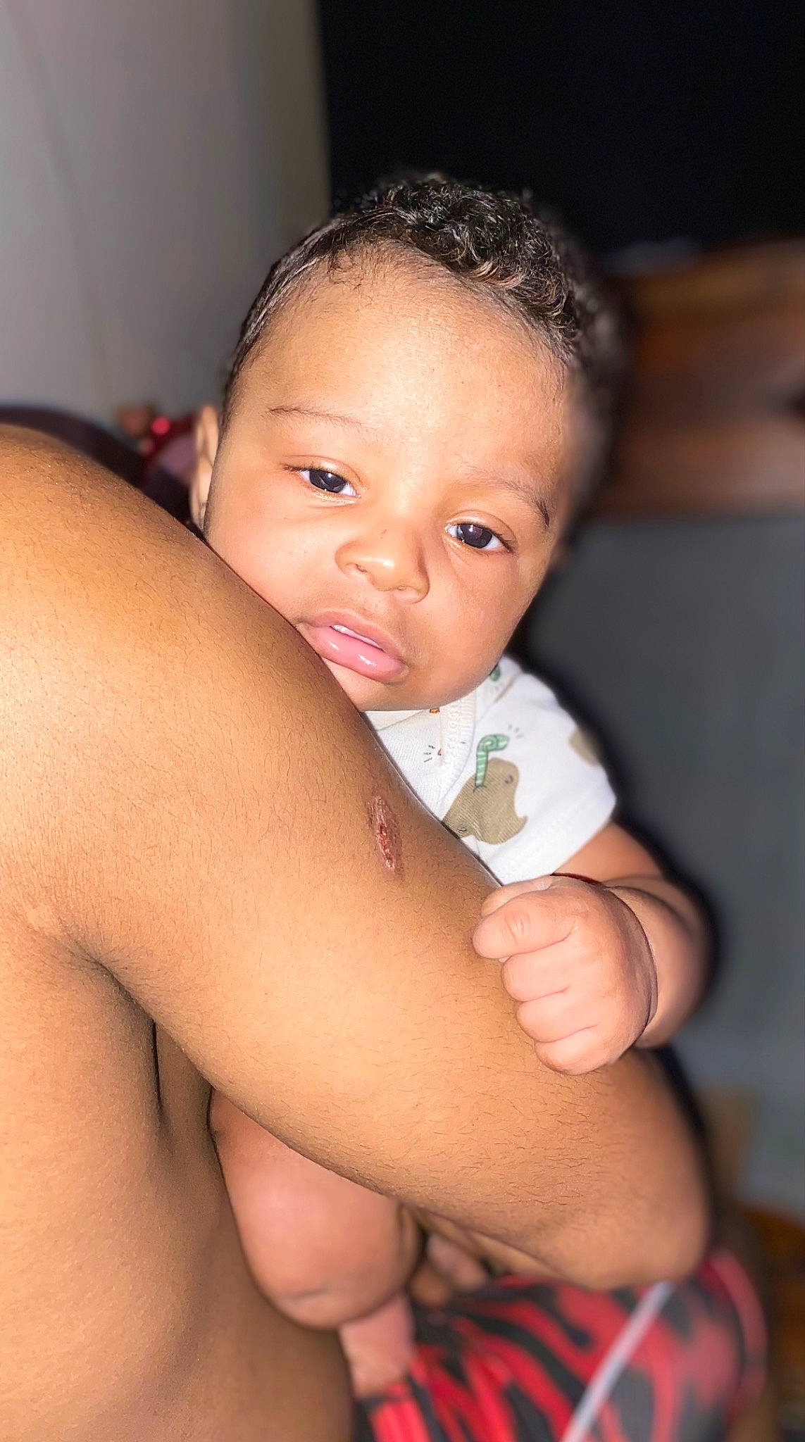 Legend joined the competition — help win amazing prizes! arm, cheek, eye, eyebrow, eyelash, face, finger, flash_photography, gesture, hair, hand, happy, head, human_body, iris, lip, neck, nose, person, shoulder