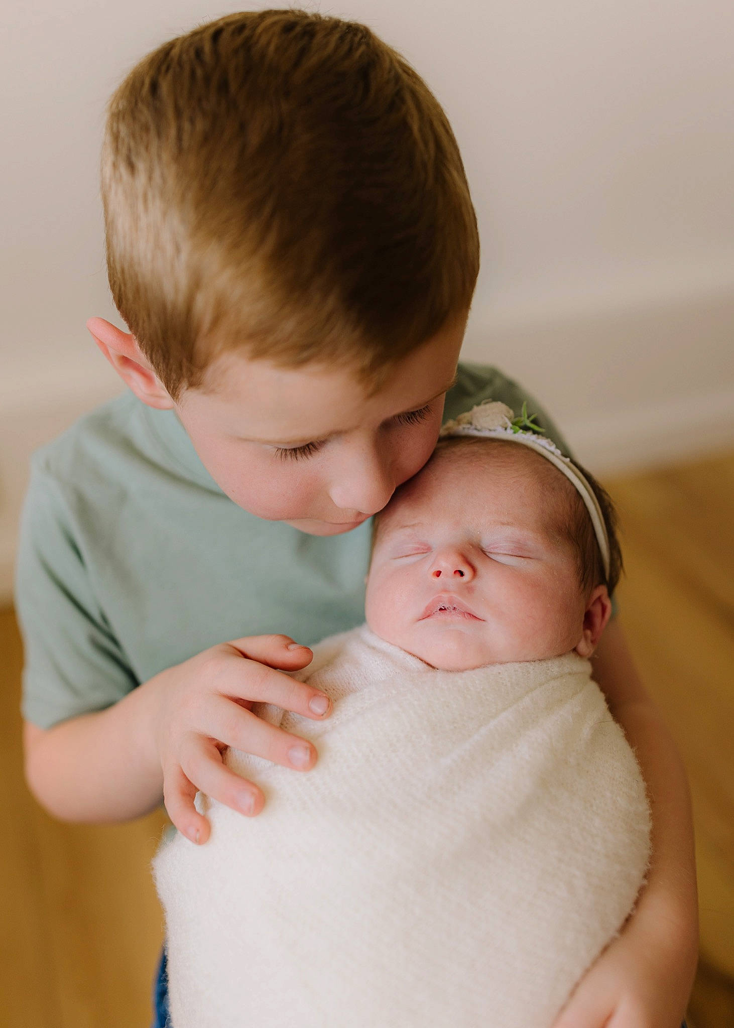 Oaklee joined the competition — help win amazing prizes! abdomen, baby, baby_toddler_clothing, cheek, child, comfort, elbow, face, gesture, grass, happy, hug, love, person, portrait_photography, shoulder, sitting, skin, sleeve, t_shirt