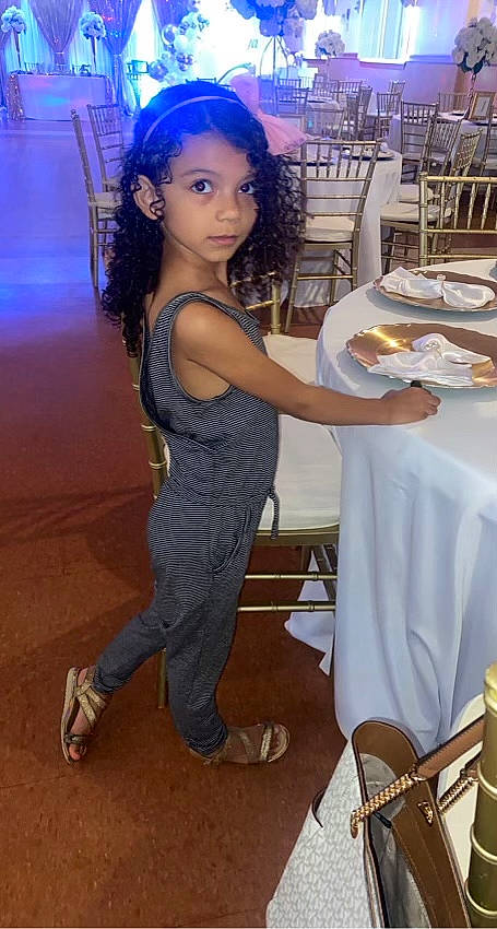 Gianalee joined the competition — help win amazing prizes! beauty, black, black_hair, blue, chair, event, fashion, fashion_design, flash_photography, fun, guitar, happy, human_leg, long_hair, person, plate, table, tablecloth, tableware, thigh