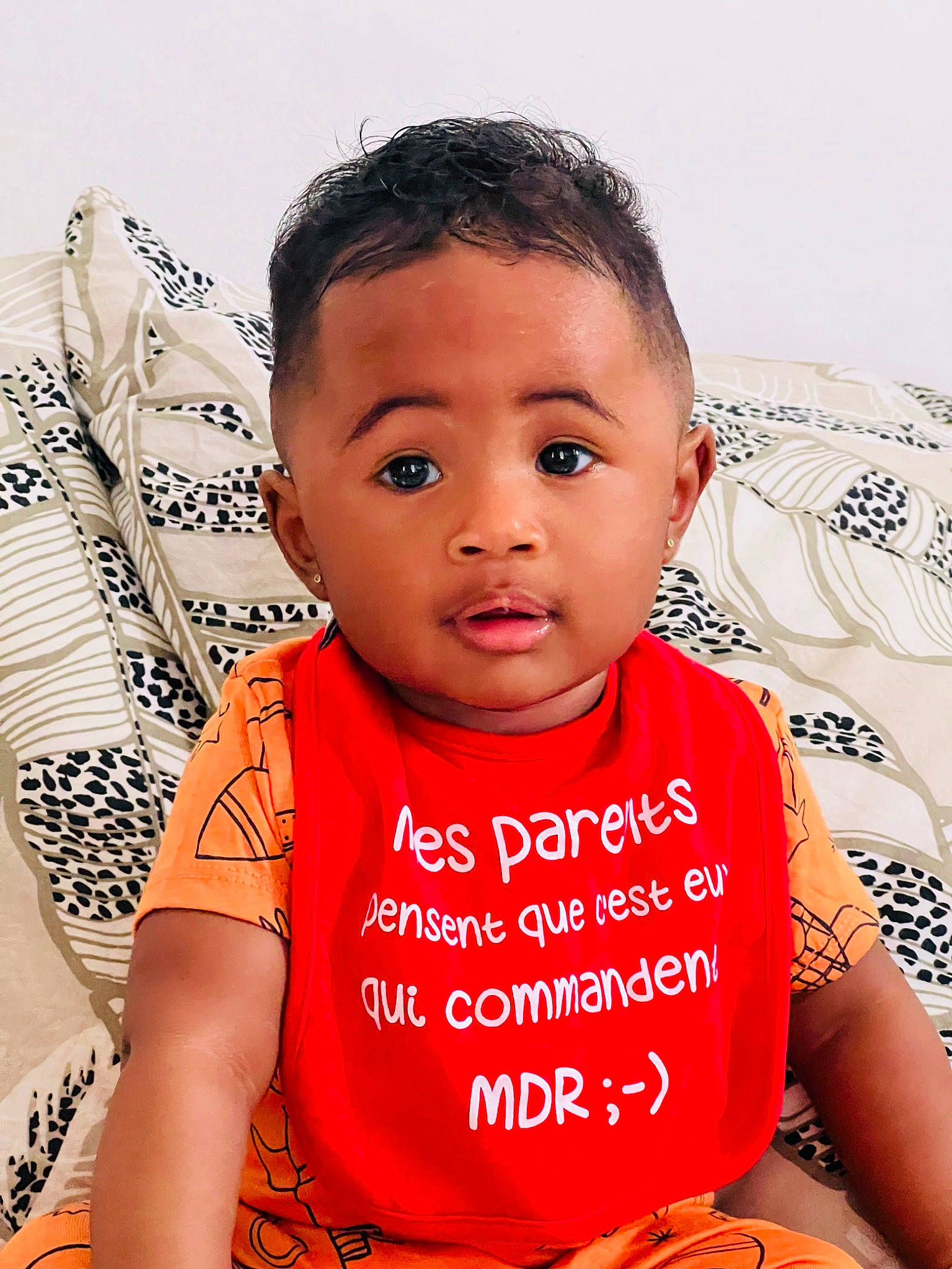 Wyatt participe au concours pour gagner de l'argent avec cette photo : adaptation, arm, baby, baby_toddler_clothing, black, cheek, chin, cool, eyelash, facial_expression, fun, hairstyle, handwriting, happy, iris, lip, nose, person, skin, sleeve