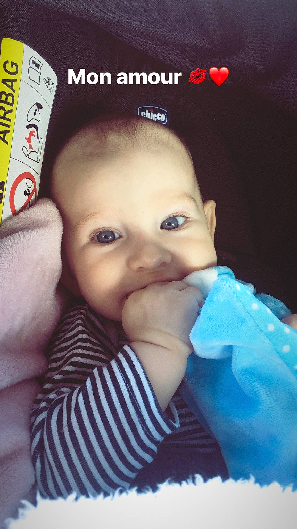 Djouliann a rejoint le concours — aidez-le/la à gagner de superbes lots ! cheek, child, chin, cool, ear, eye, eyebrow, face, finger, forehead, hand, head, human, infant, lip, mouth, nose, person, product, skin