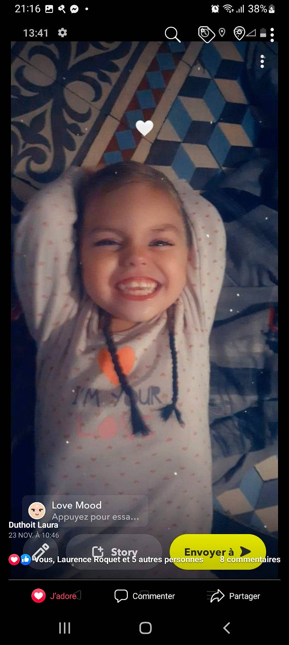 Louna a rejoint le concours — aidez-le/la à gagner de superbes lots ! advertising, baby, baby_products, child, display_device, flash_photography, font, fun, gesture, happy, joy, laugh, person, photo_caption, portrait, portrait_photography, room, smile, space, toddler