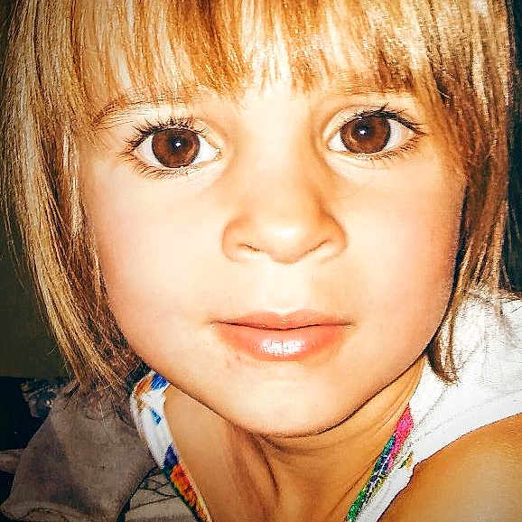 Capucine participe au concours pour gagner de l'argent avec cette photo :