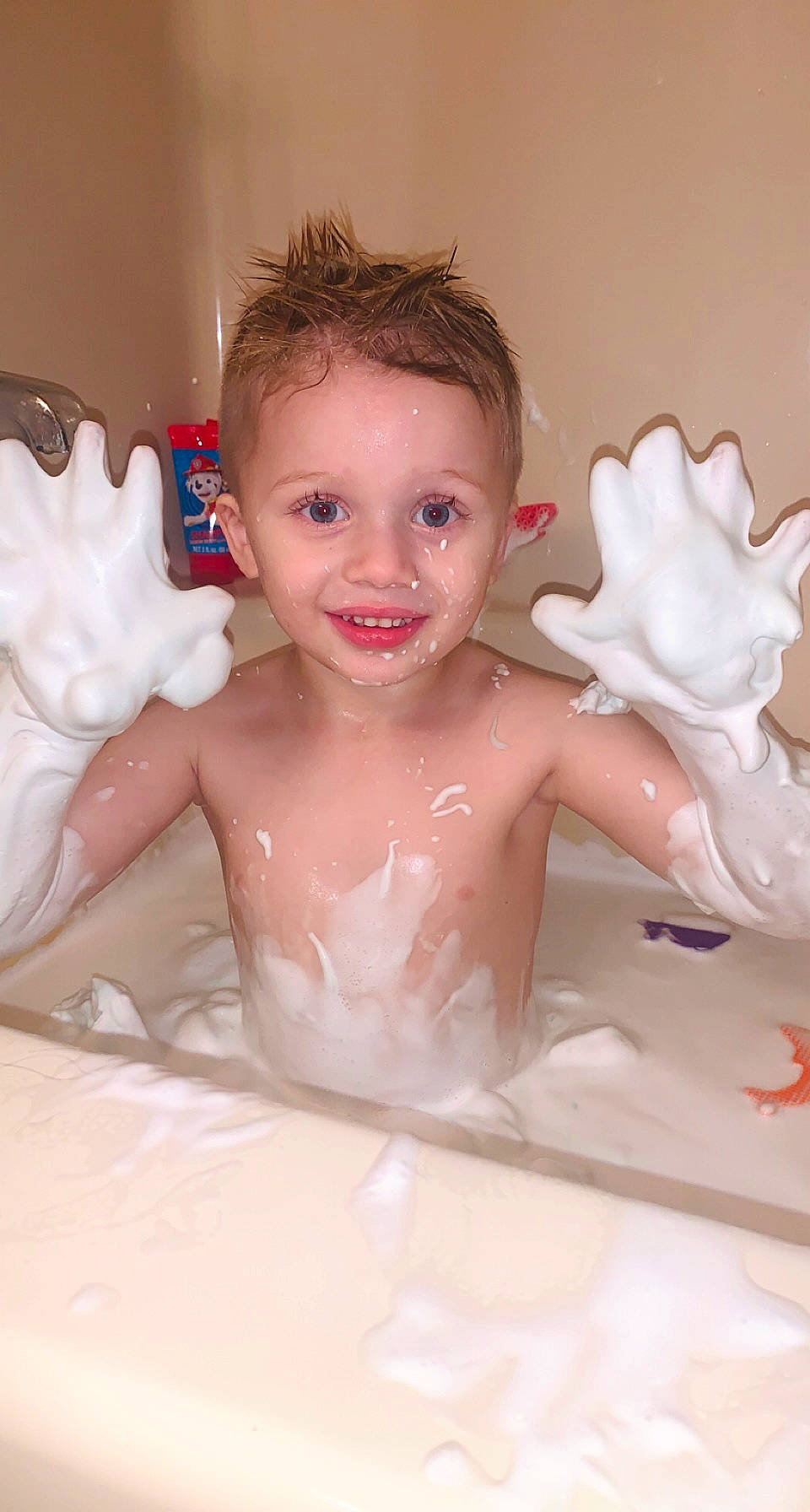 Conor is registered to the contest to win money with this photo: baby_bathing, bathing, bathroom, bathtub, cheek, chest, ear, eye, eyebrow, finger, foam, happy, iris, jaw, joy, person, plumbing, plumbing_fixture, product, skin