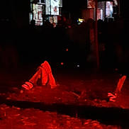 Opale participe au concours pour gagner de l'argent avec cette photo : darkness, flesh, light, midnight, night, performance_art, photography, red, room