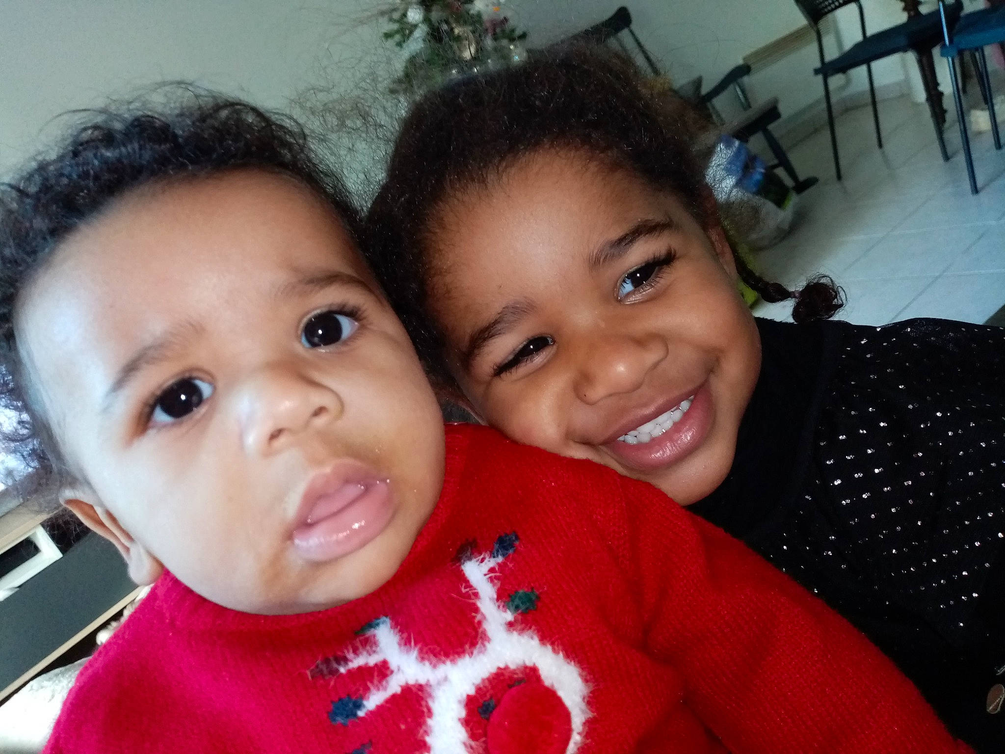 Johanie participe au concours pour gagner de l'argent avec cette photo : baby_toddler_clothing, cheek, child, eye, eyebrow, eyelash, forehead, happy, head, iris, joy, knitting, lip, nose, person, skin, smile, sweater, toddler, tooth