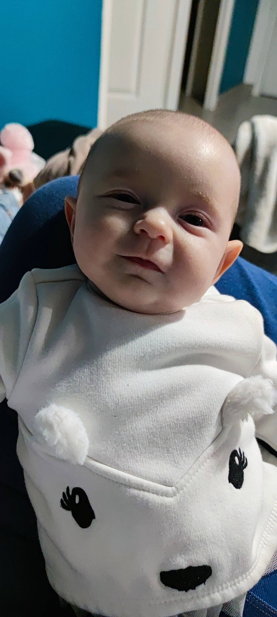 Iliana participe au concours pour gagner de l'argent avec cette photo : baby, baby_products, baby_toddler_clothing, cheek, child, collar, comfort, event, eyebrow, eyelash, happy, iris, lip, mouth, neck, person, skin, sleeve, smile, toddler