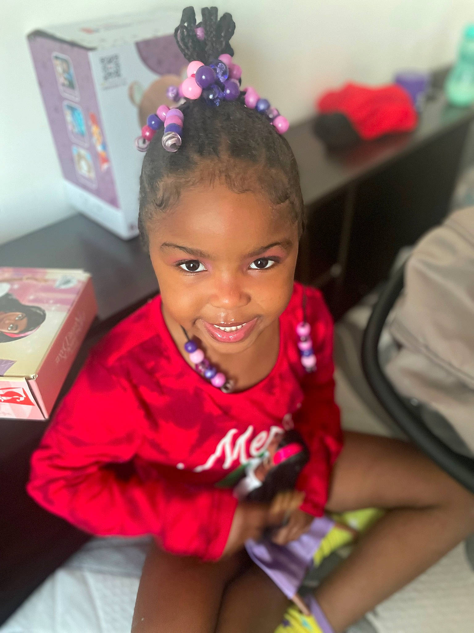 Shariah is registered to the contest to win money with this photo: beauty, black_hair, child, event, eyebrow, fashion, fashion_accessory, fashion_design, fun, hair_accessory, happy, headband, headpiece, jewellery, joy, long_hair, magenta, person, pink, smile