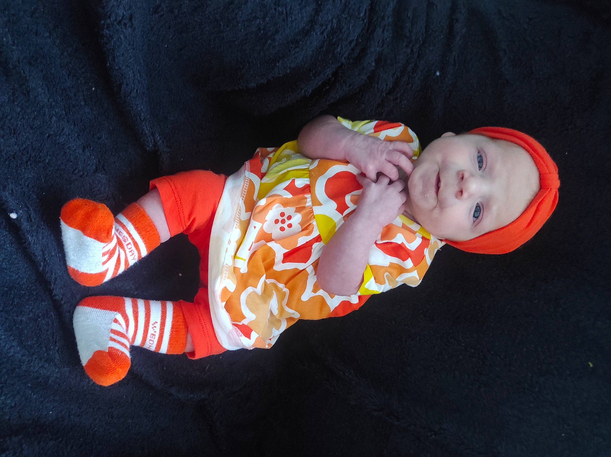 HÉmy participe au concours pour gagner de l'argent avec cette photo : baby, baby_products, baby_toddler_clothing, baby_toys, carmine, child, comfort, headwear, pattern, person, product, sleeve, textile, toddler, toy