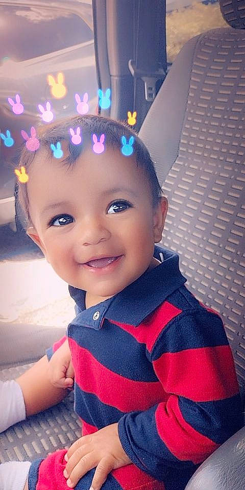 Damon is registered to the contest to win money with this photo: baby_toddler_clothing, child, cool, costume_hat, electric_blue, event, fashion_accessory, fun, hair_accessory, happy, head, headgear, headpiece, joy, magenta, party_supply, person, pink, purple, sleeve